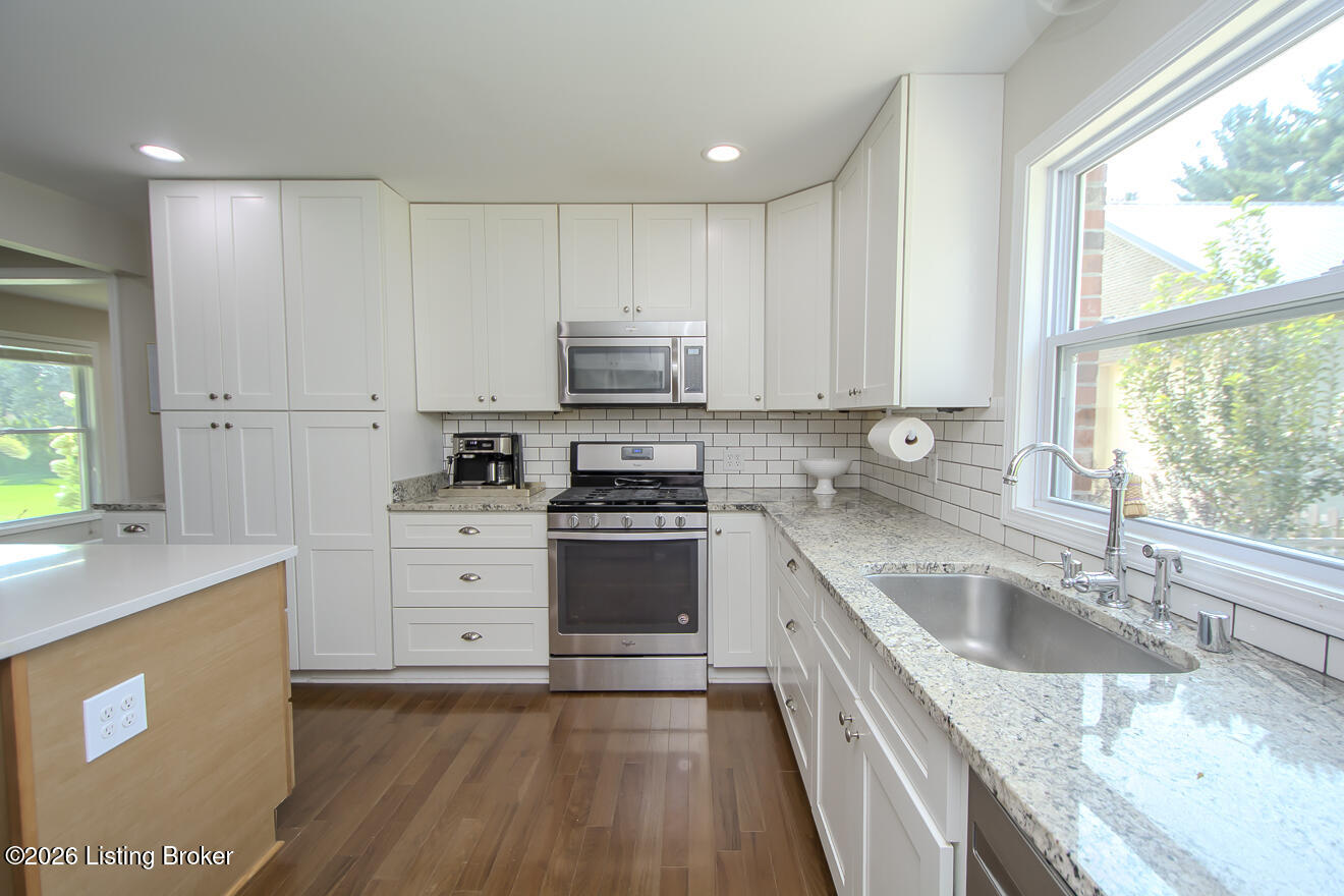 8508 Maple Ave Property Photo 12