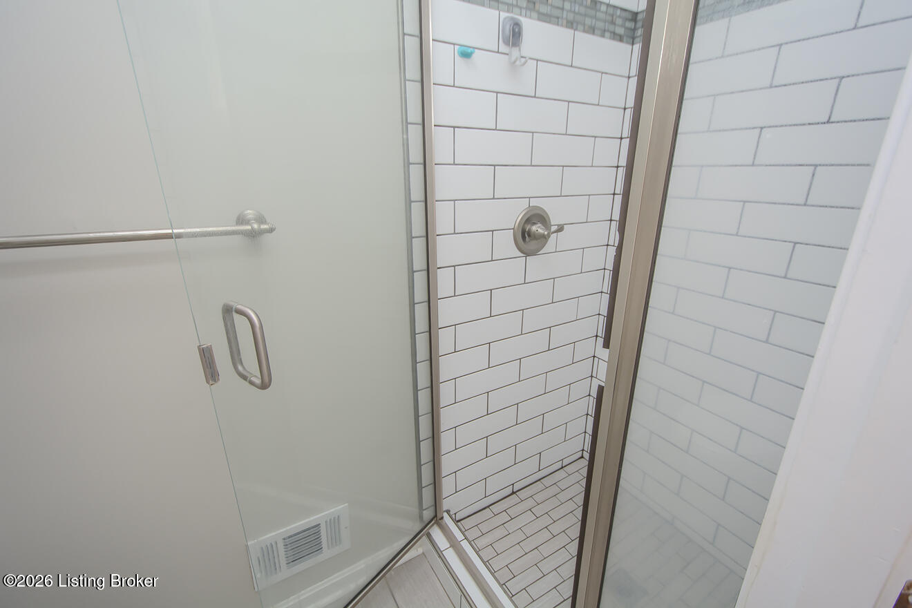 8508 Maple Ave Property Photo 30