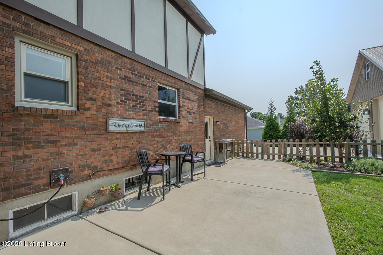 8508 Maple Ave Property Photo 49
