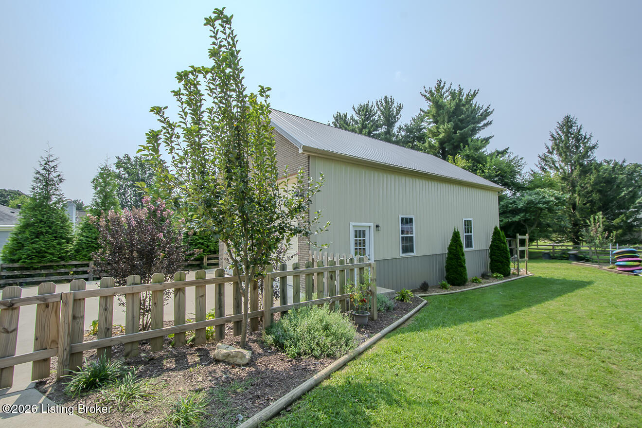 8508 Maple Ave Property Photo 56