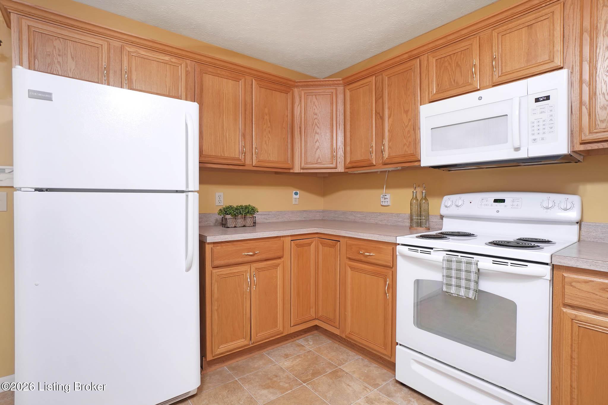 603 W Jefferson St Apt A Property Photo 22