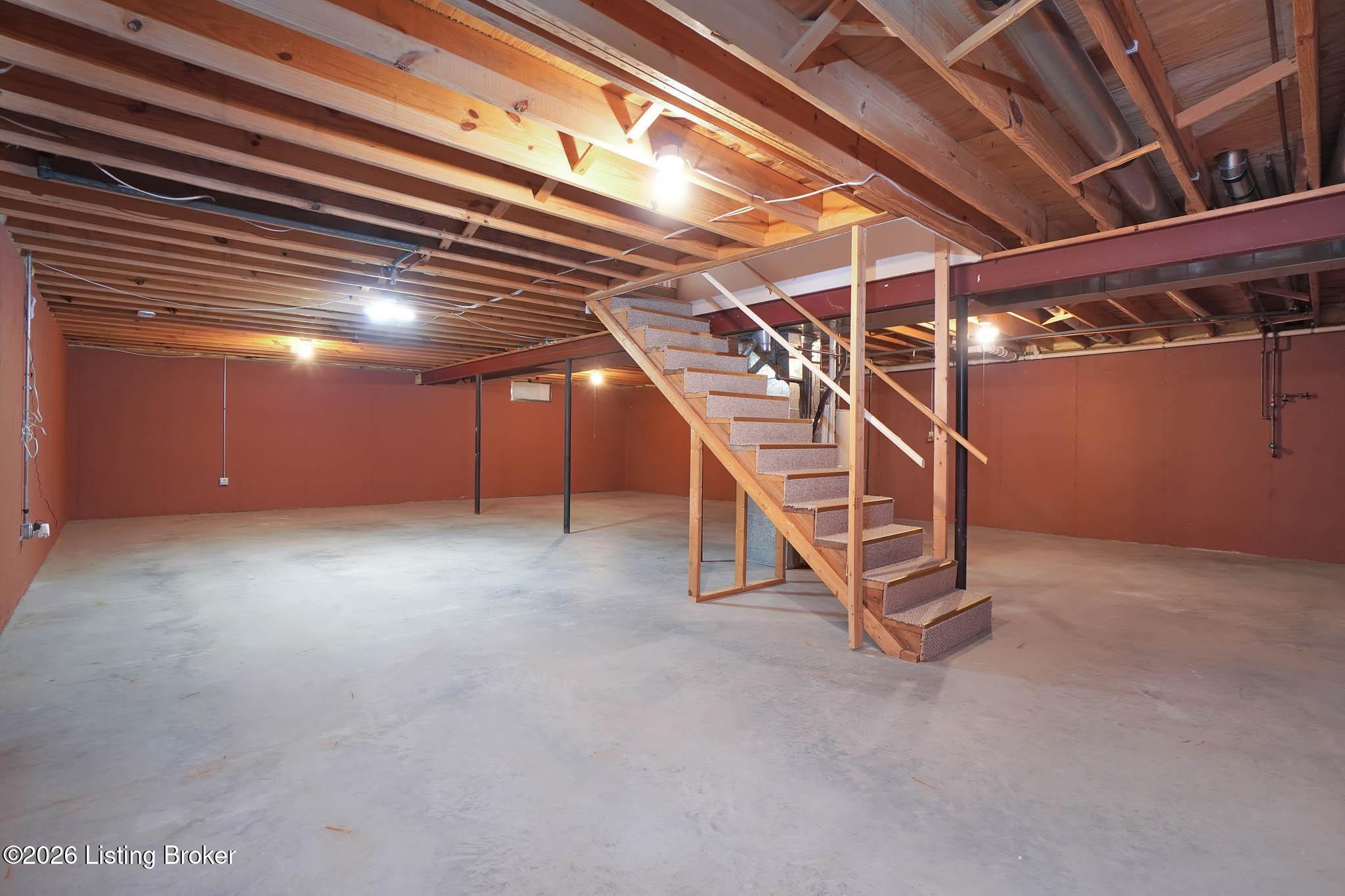 603 W Jefferson St Apt A Property Photo 38