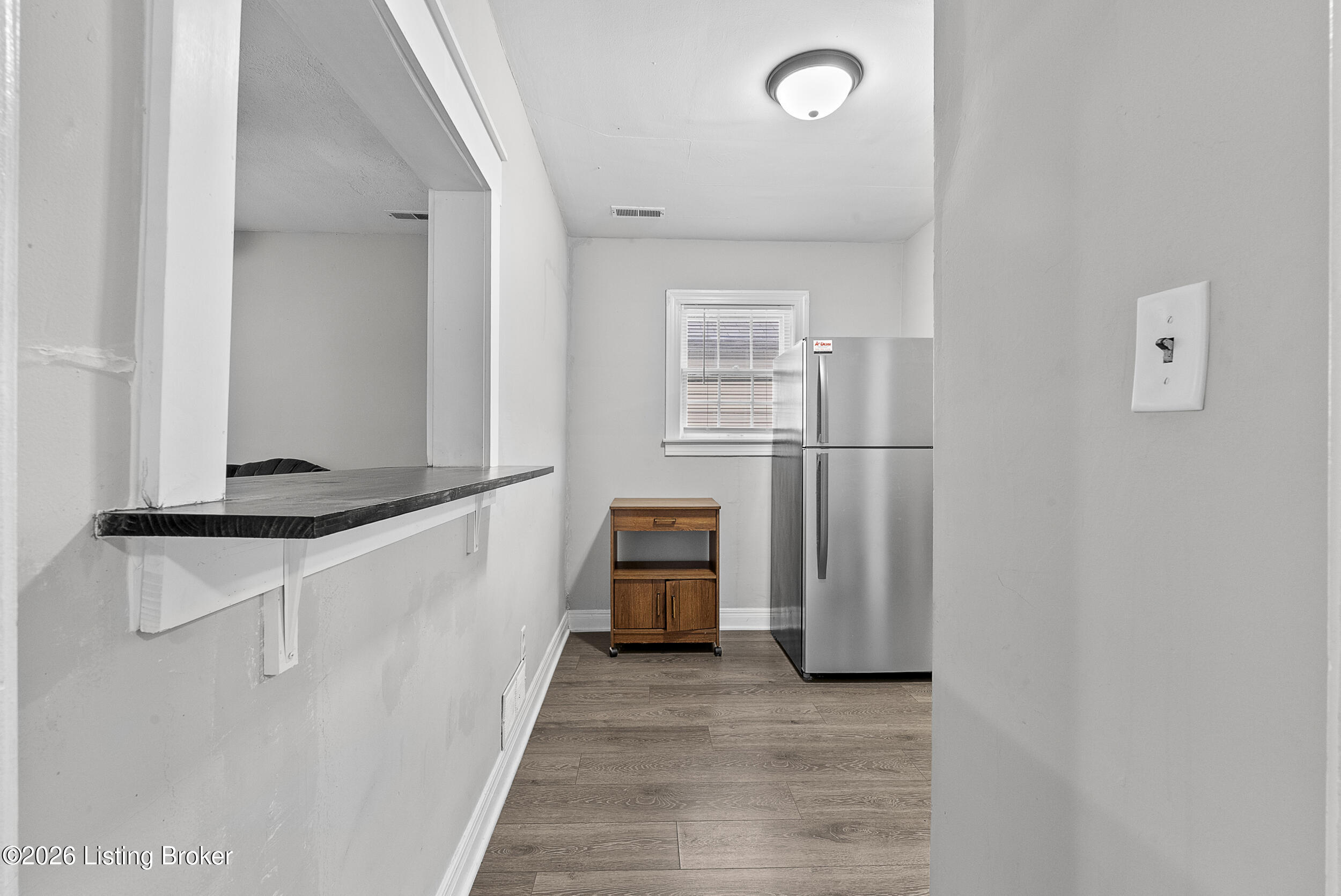 1524 Bicknell Ave Property Photo 8