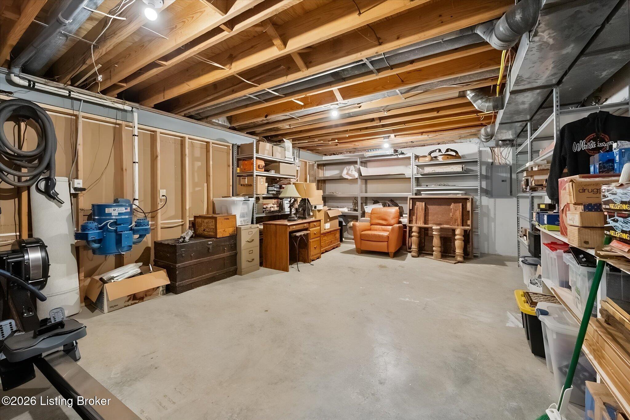 1402 Oxmoor Woods Pkwy Property Photo 45