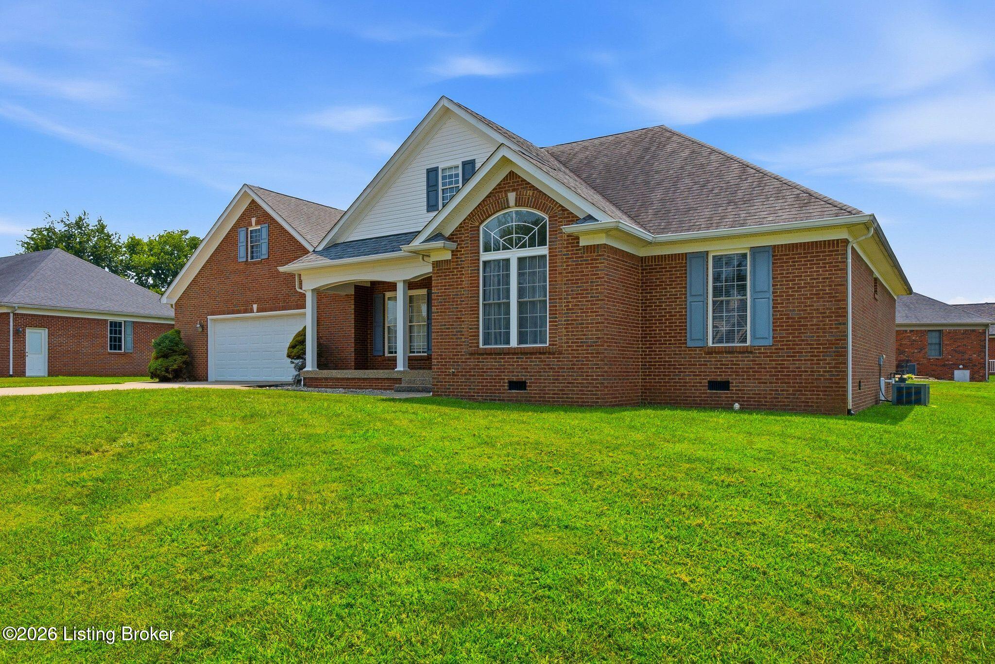 105 Mckenna Way Property Photo 3