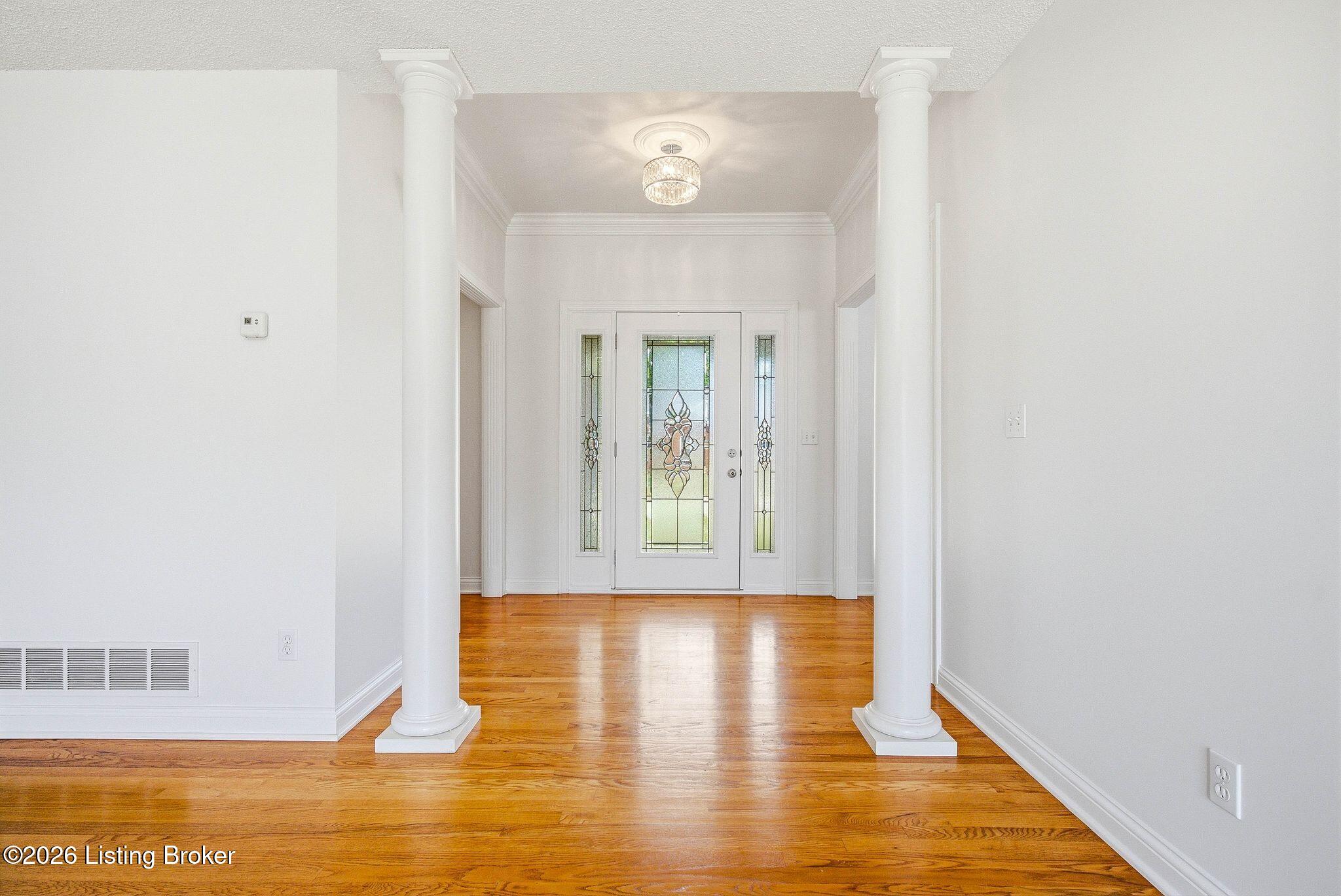 105 Mckenna Way Property Photo 6