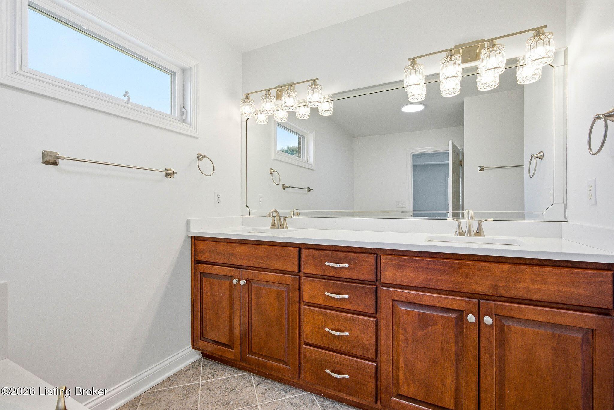 105 Mckenna Way Property Photo 22