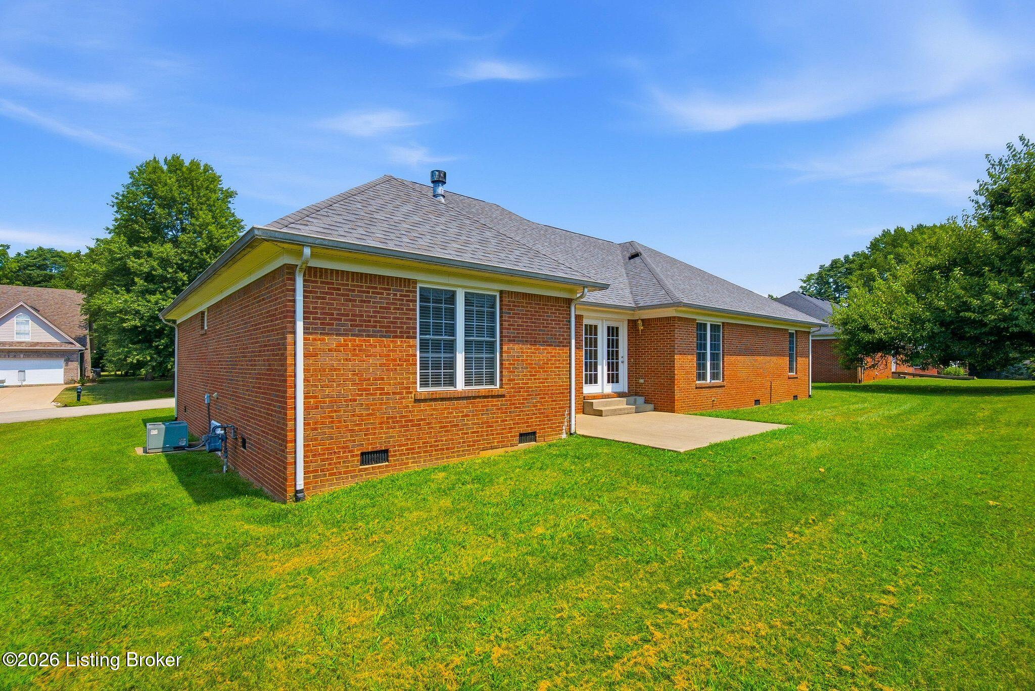 105 Mckenna Way Property Photo 39