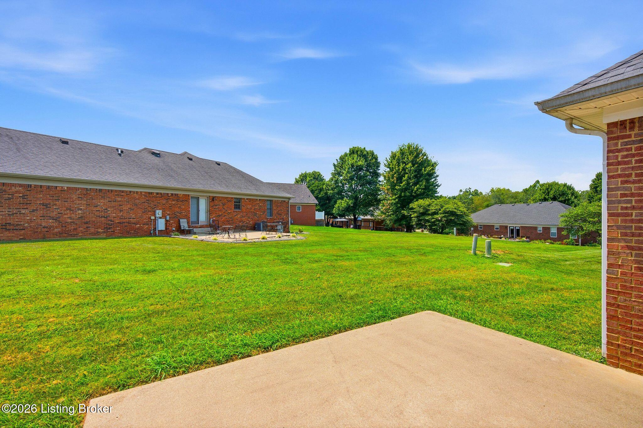 105 Mckenna Way Property Photo 42