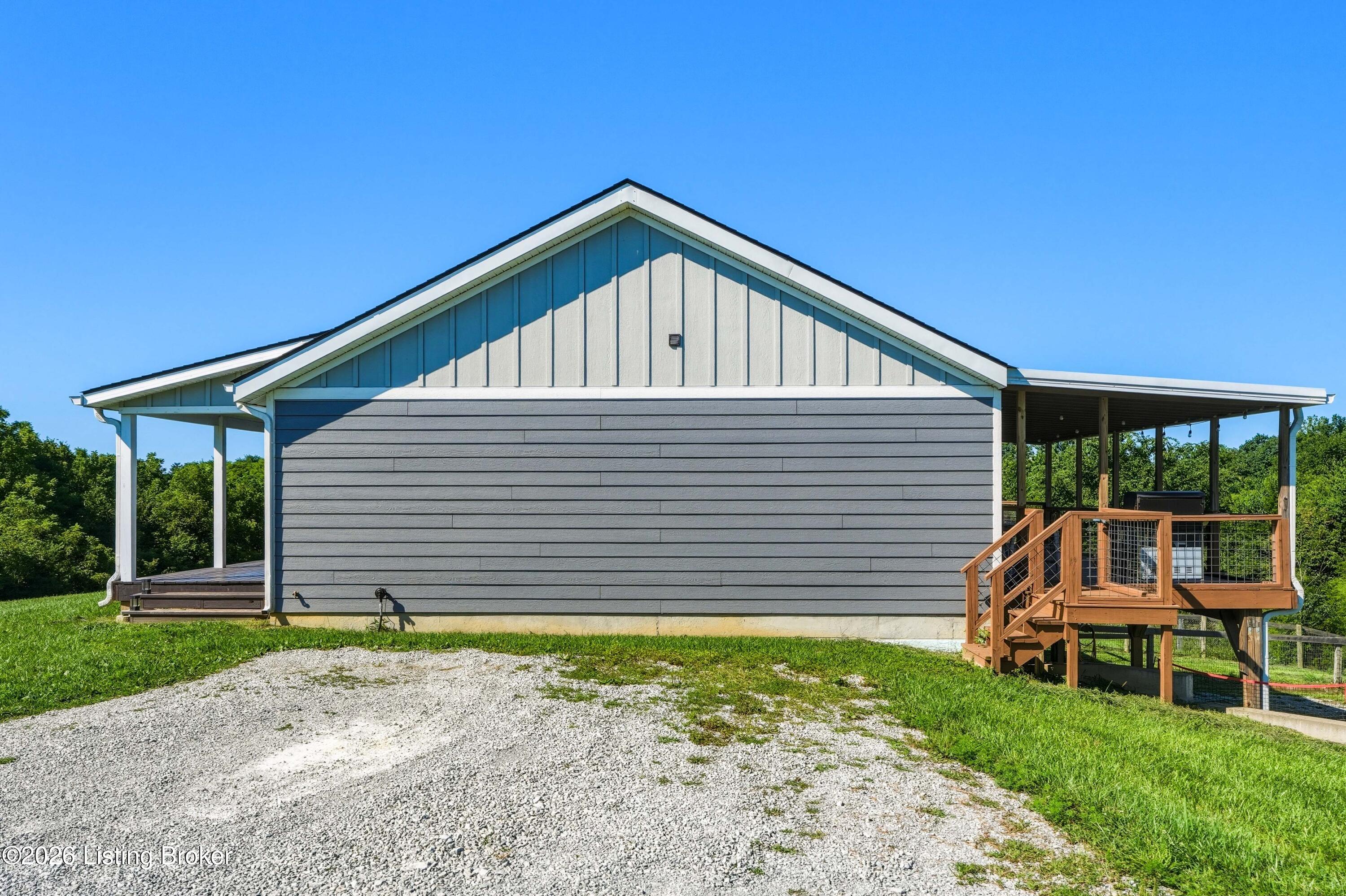 7576 Ballardsville Rd Property Photo 15
