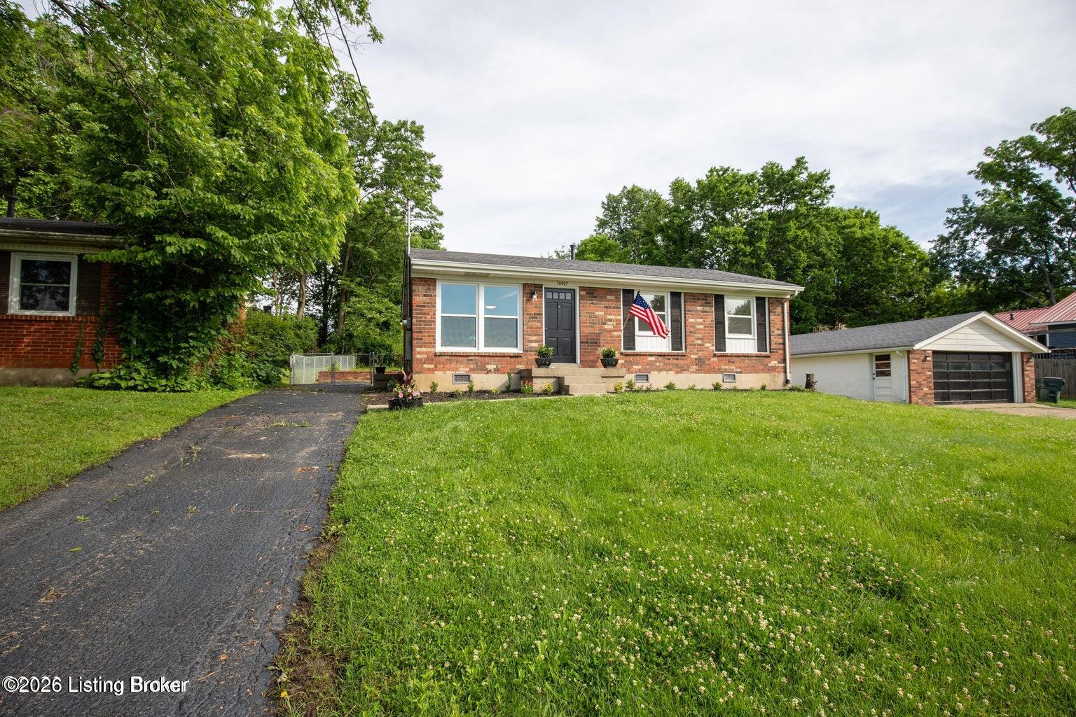 10607 Fairview Ave Property Photo 1