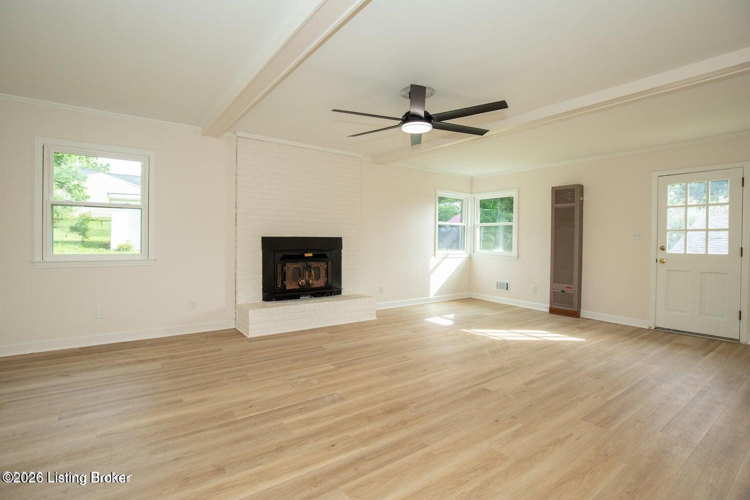 10607 Fairview Ave Property Photo 29