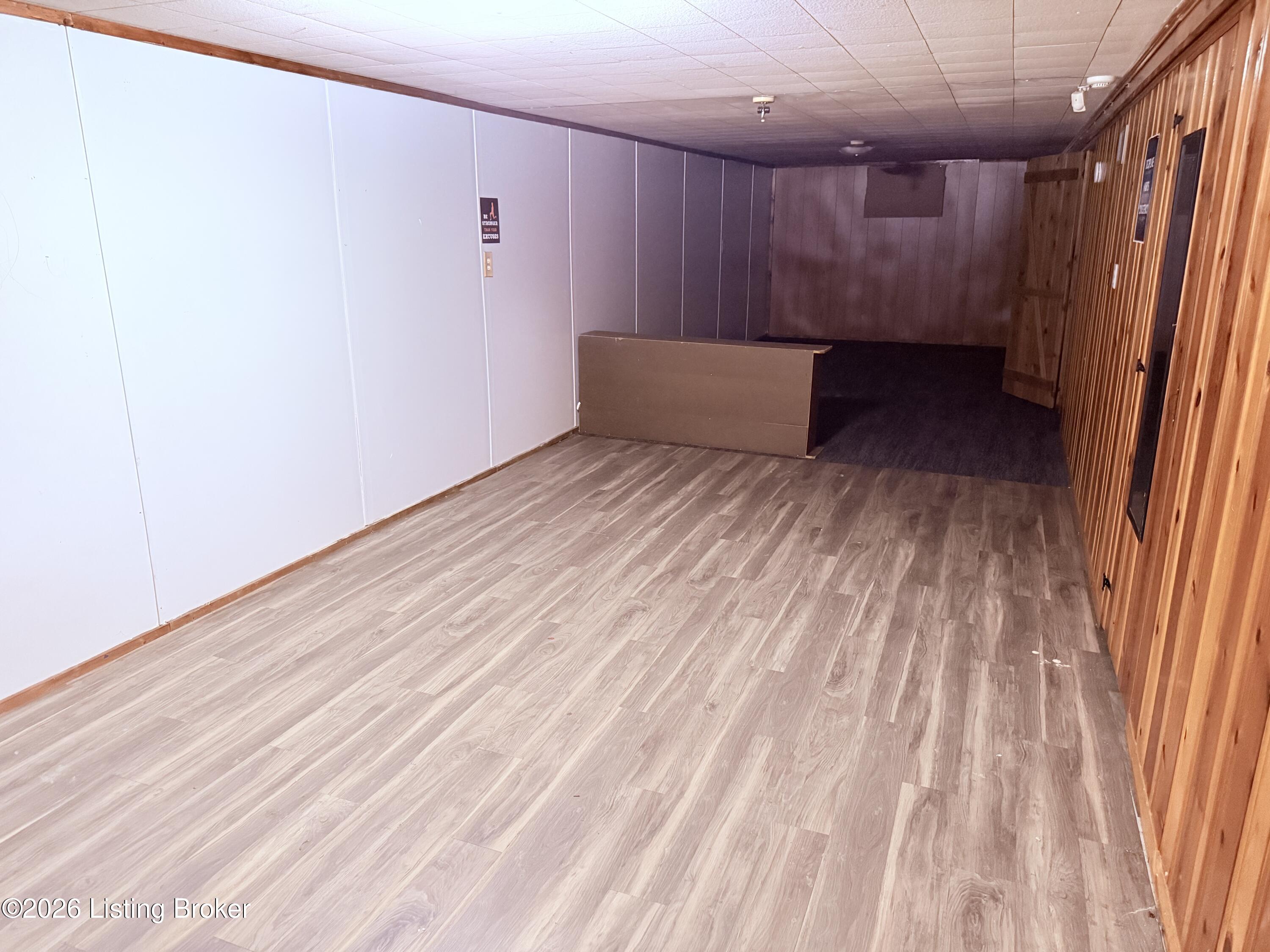 2323 Ecton Ln Property Photo 13