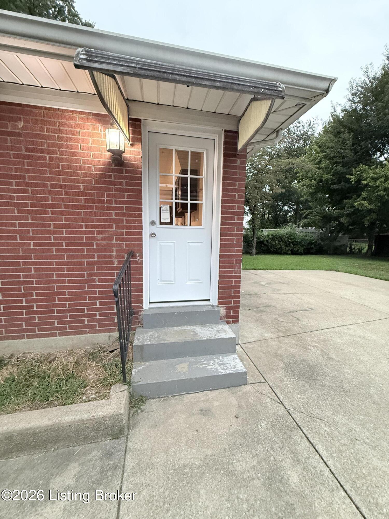 2323 Ecton Ln Property Photo 14