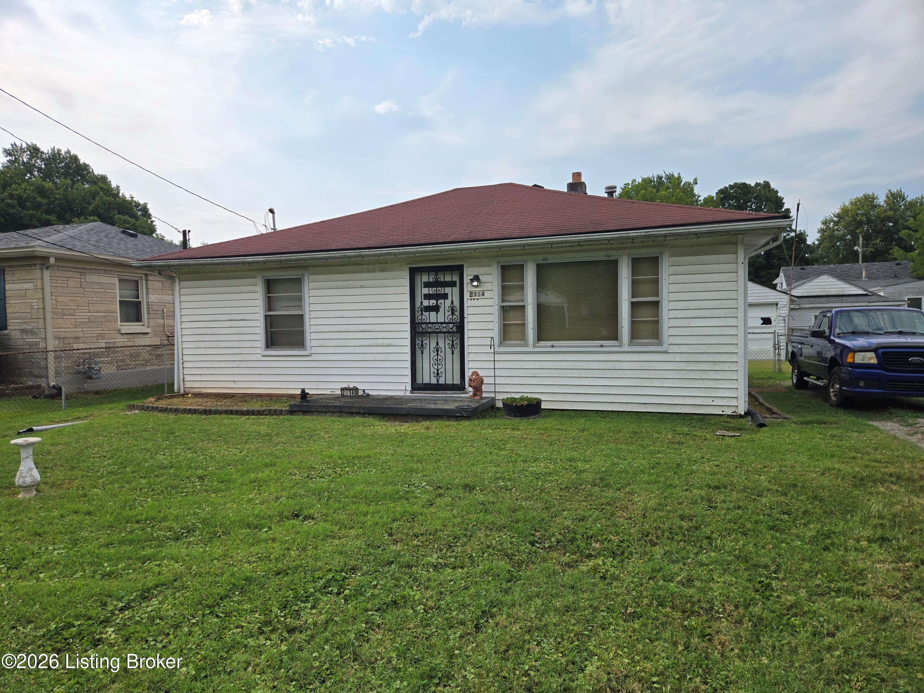 2314 Lamar Ave Property Photo 1