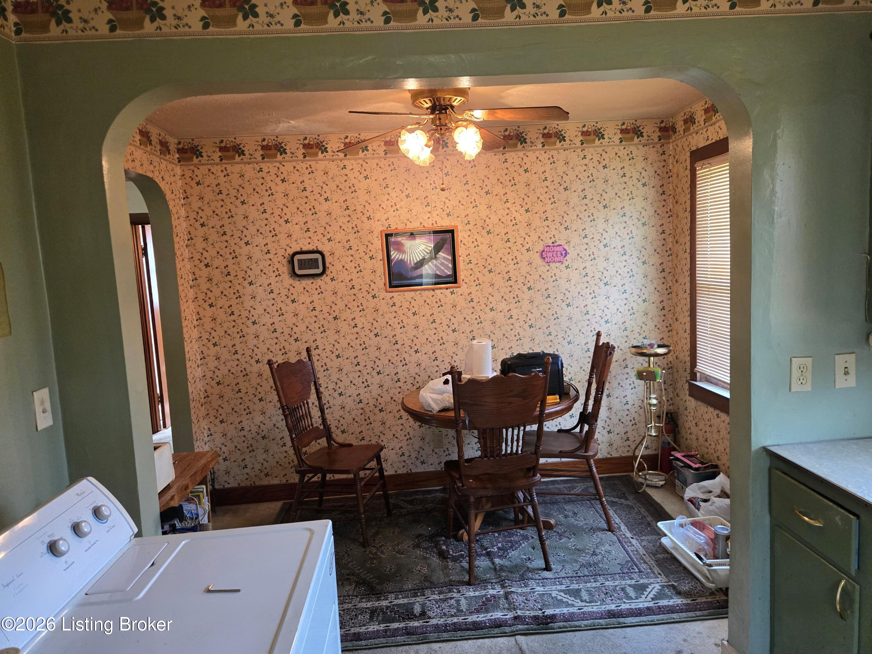 2314 Lamar Ave Property Photo 5