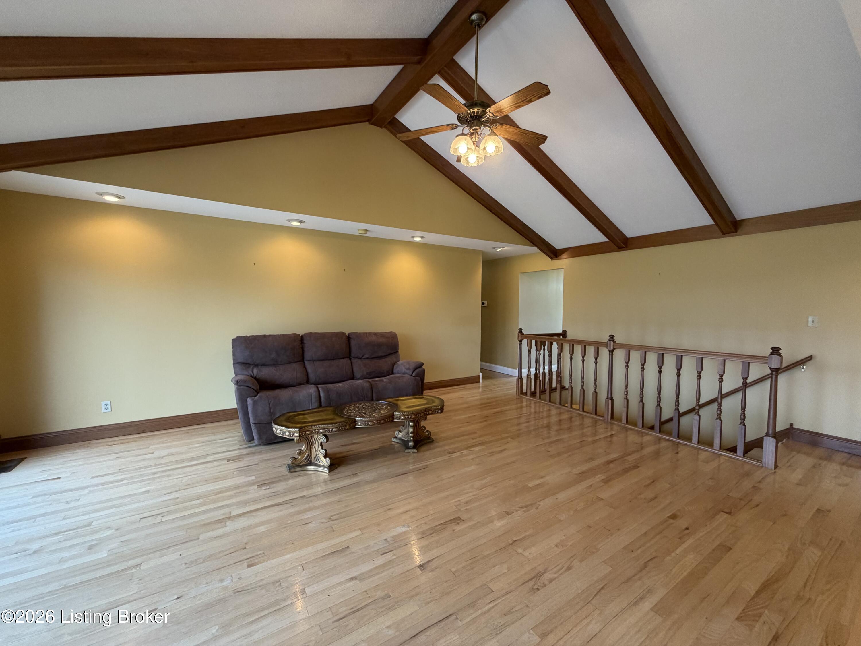 4898 Springfield Rd Property Photo 5