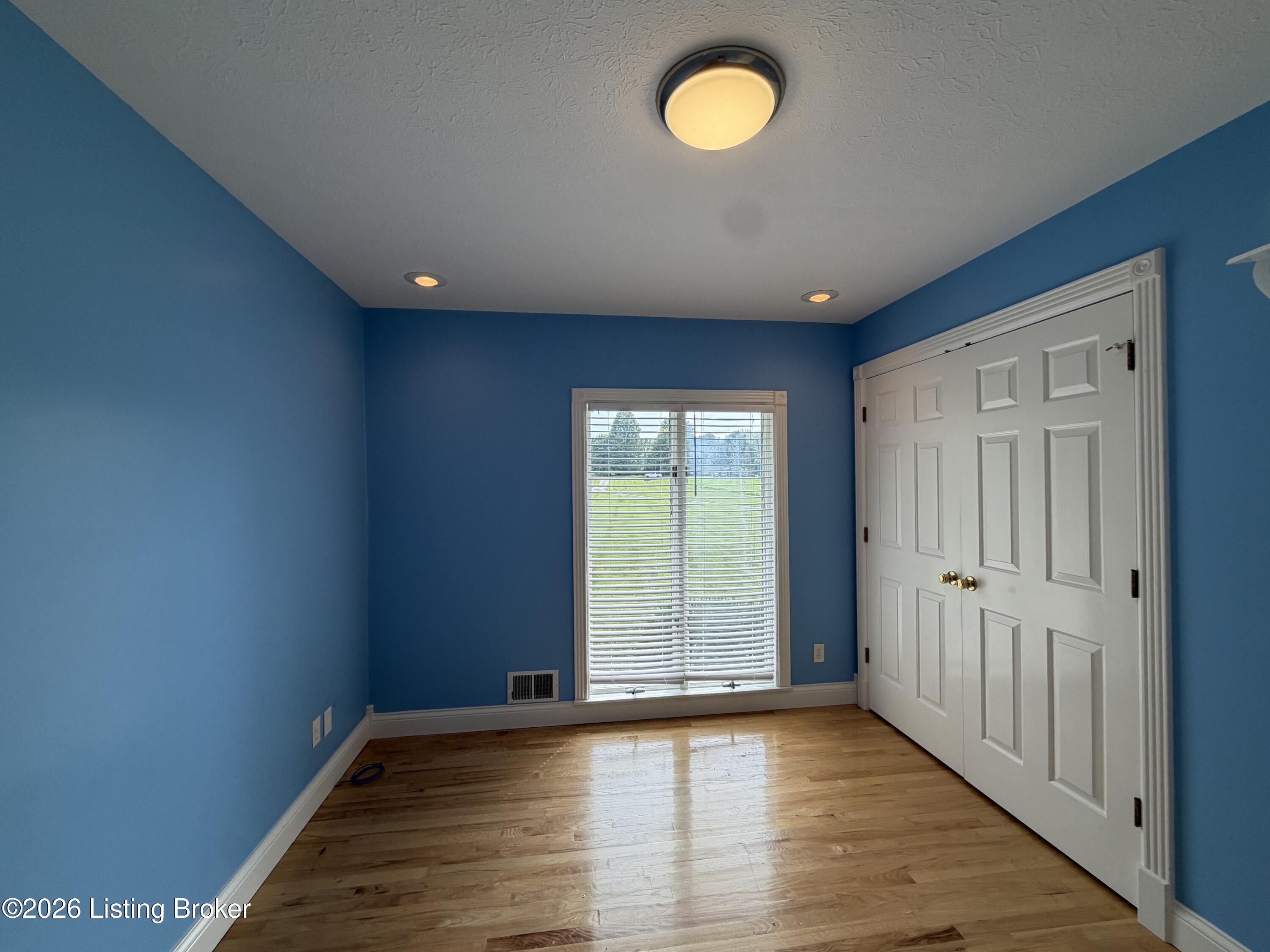 4898 Springfield Rd Property Photo 29