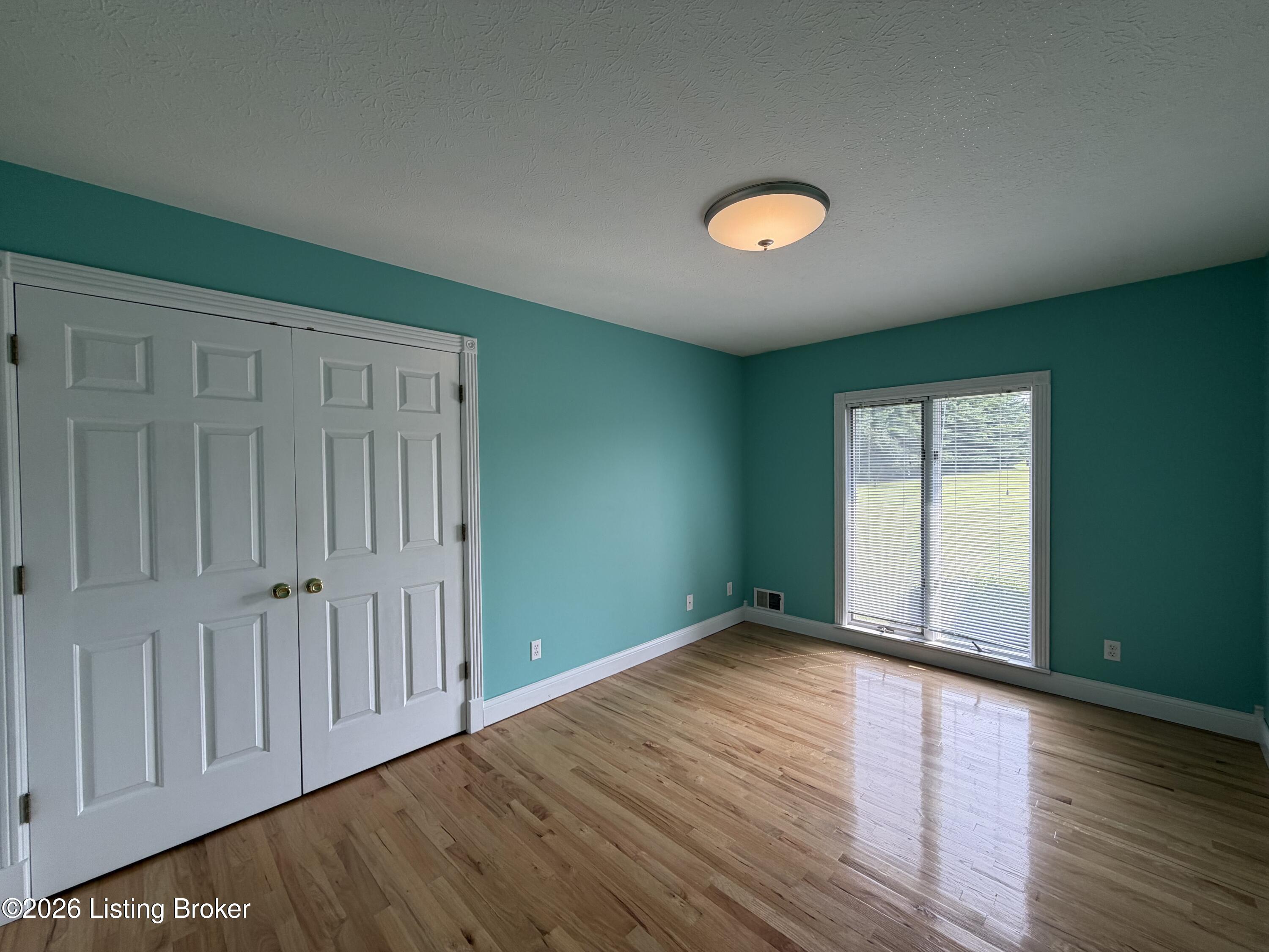 4898 Springfield Rd Property Photo 36