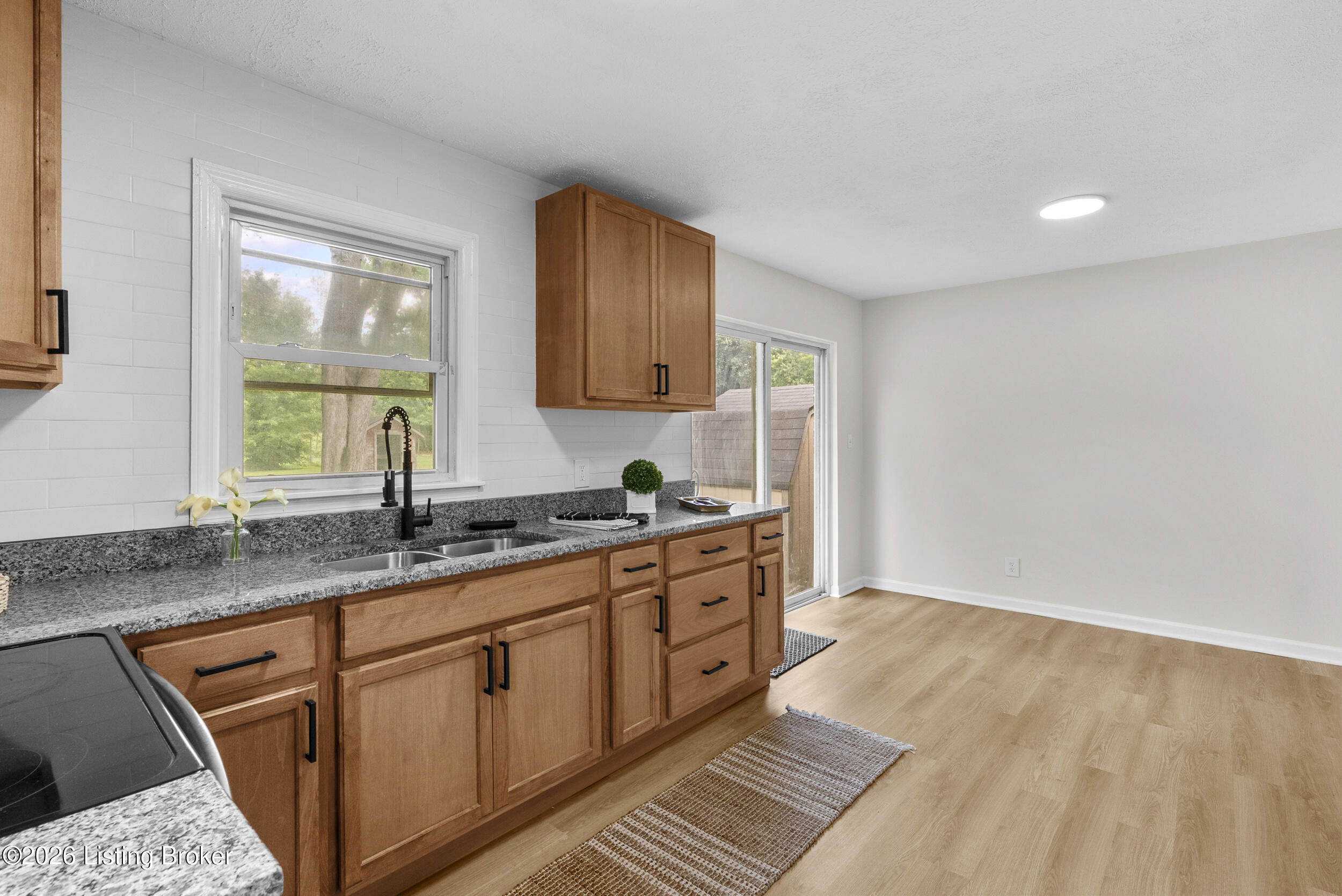 6993 Beechland Ave Property Photo 16