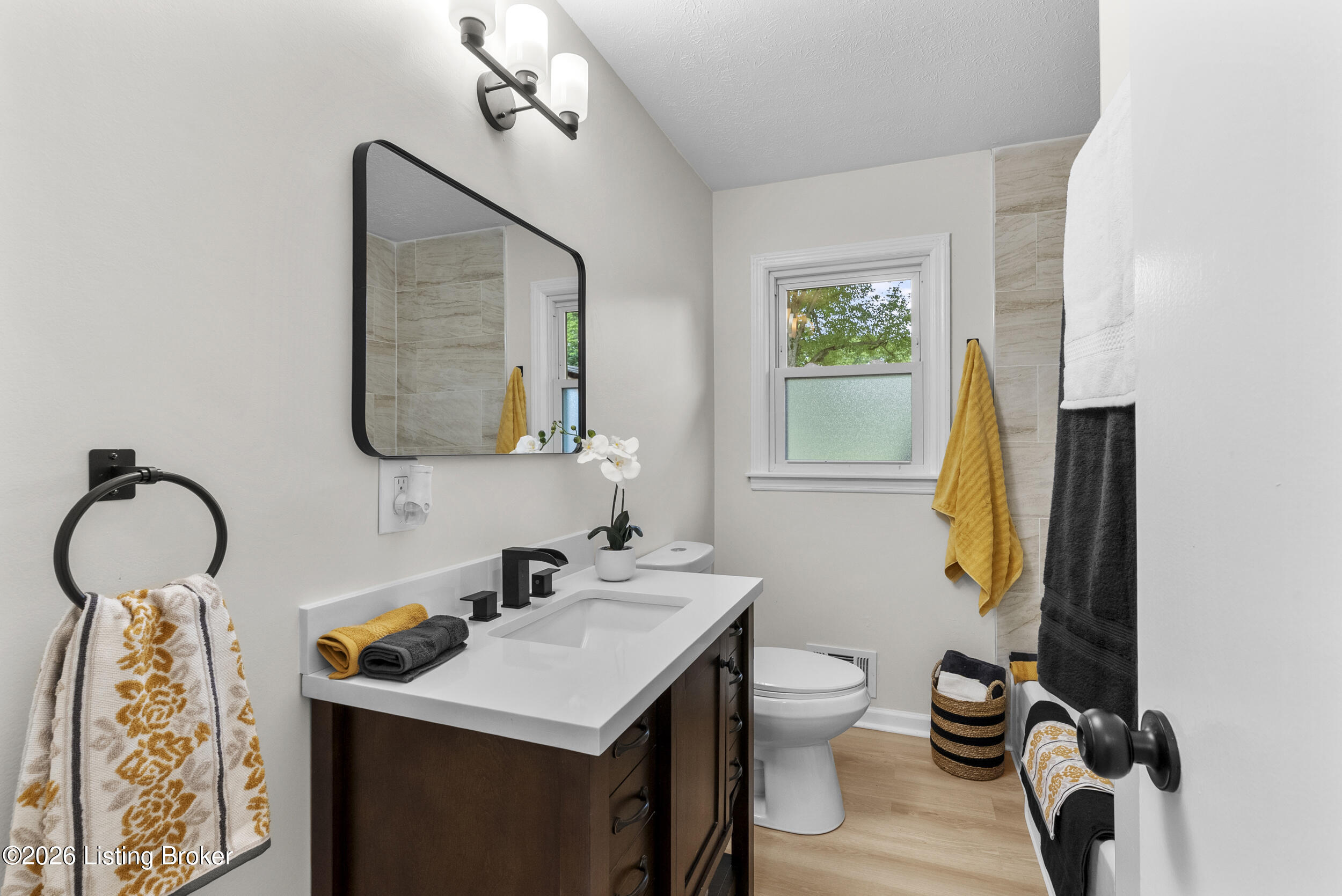 6993 Beechland Ave Property Photo 17