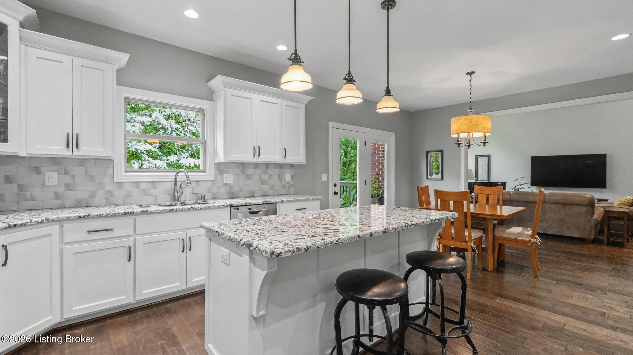 19120 Sturbridge Cir Property Photo 10