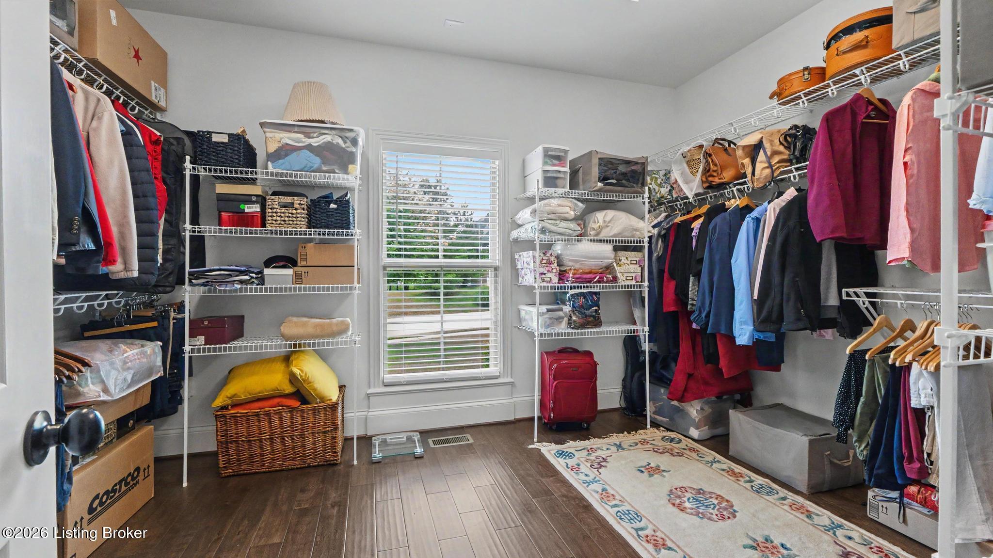 19120 Sturbridge Cir Property Photo 18