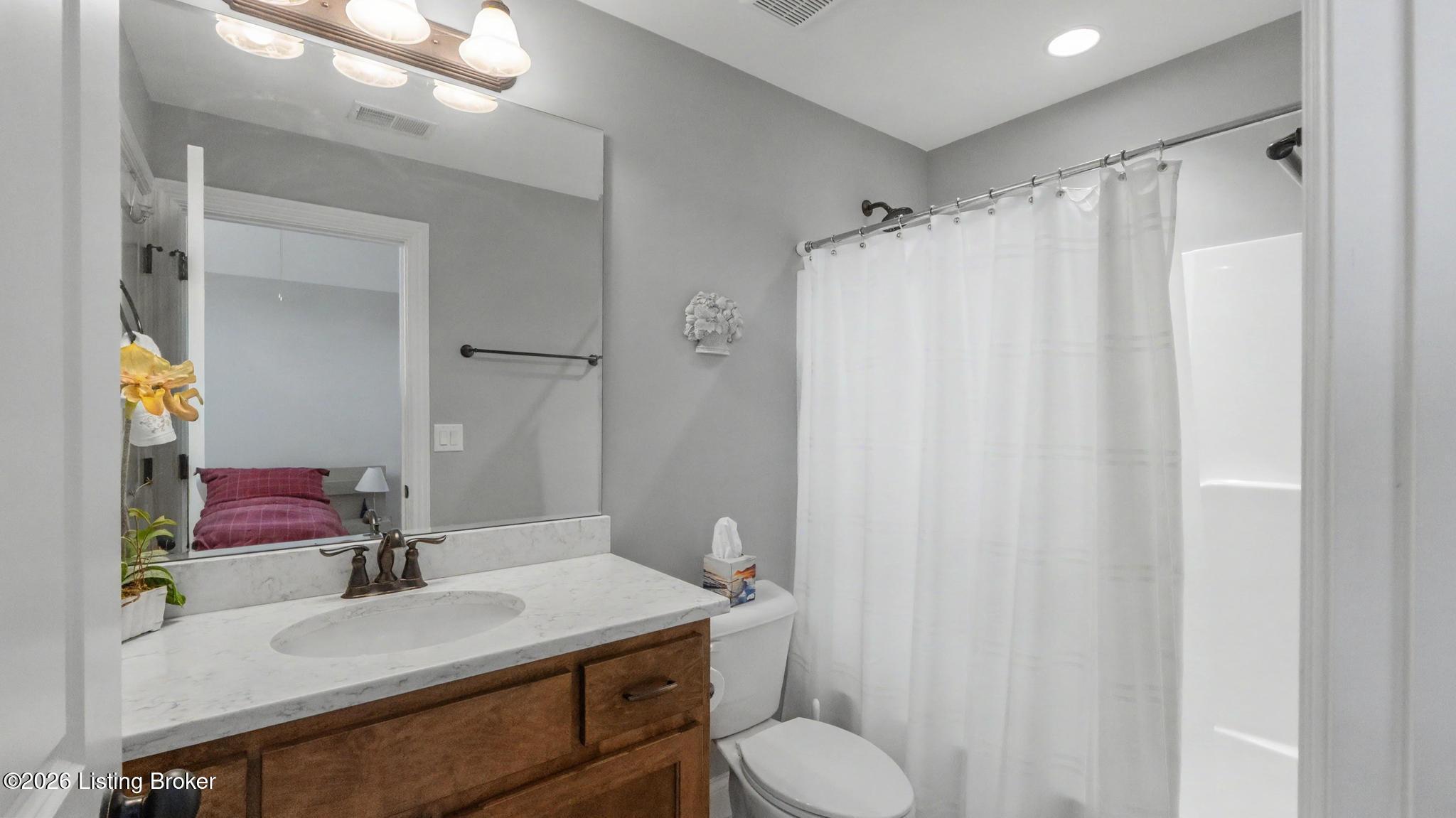 19120 Sturbridge Cir Property Photo 23