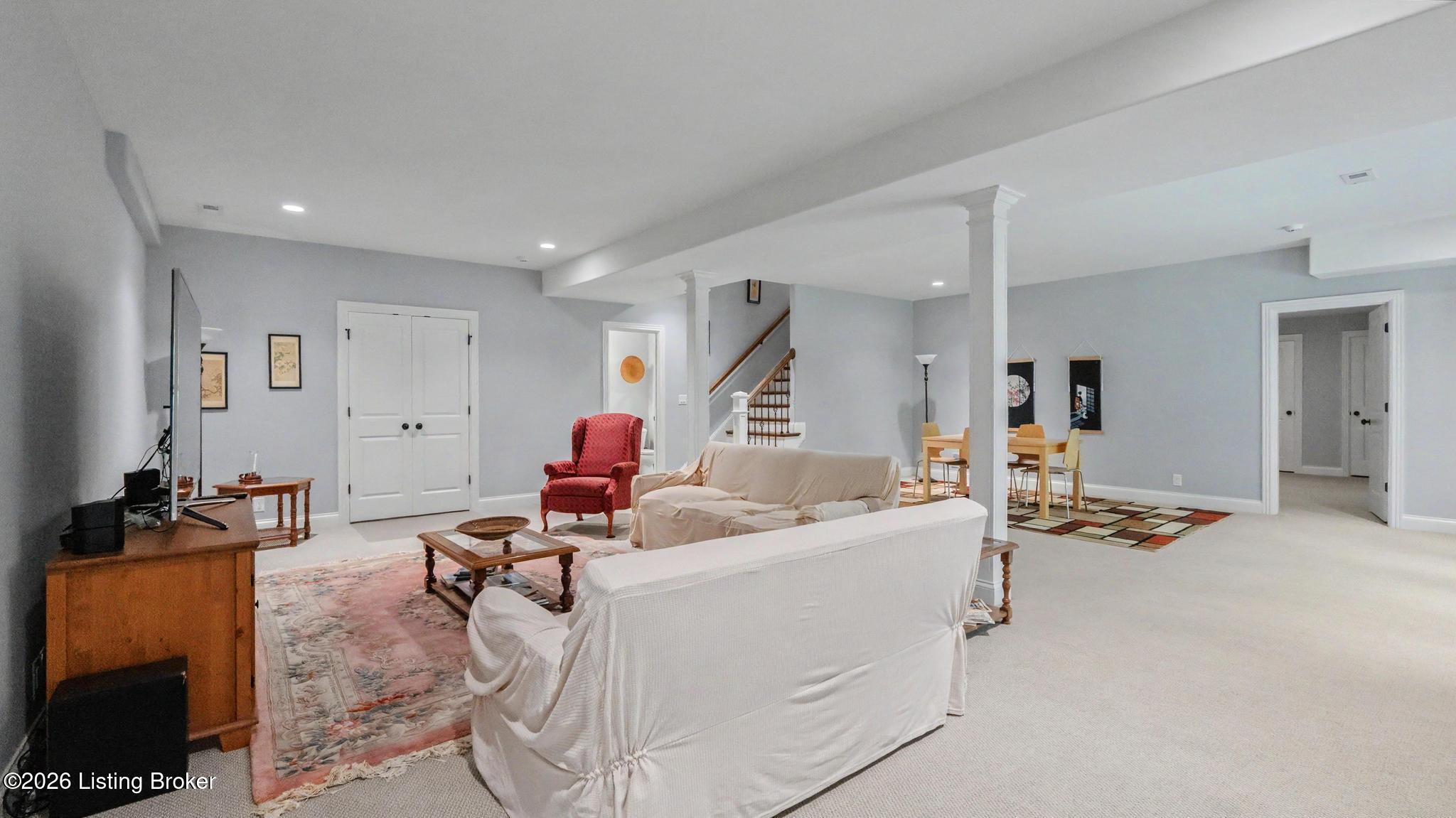 19120 Sturbridge Cir Property Photo 29