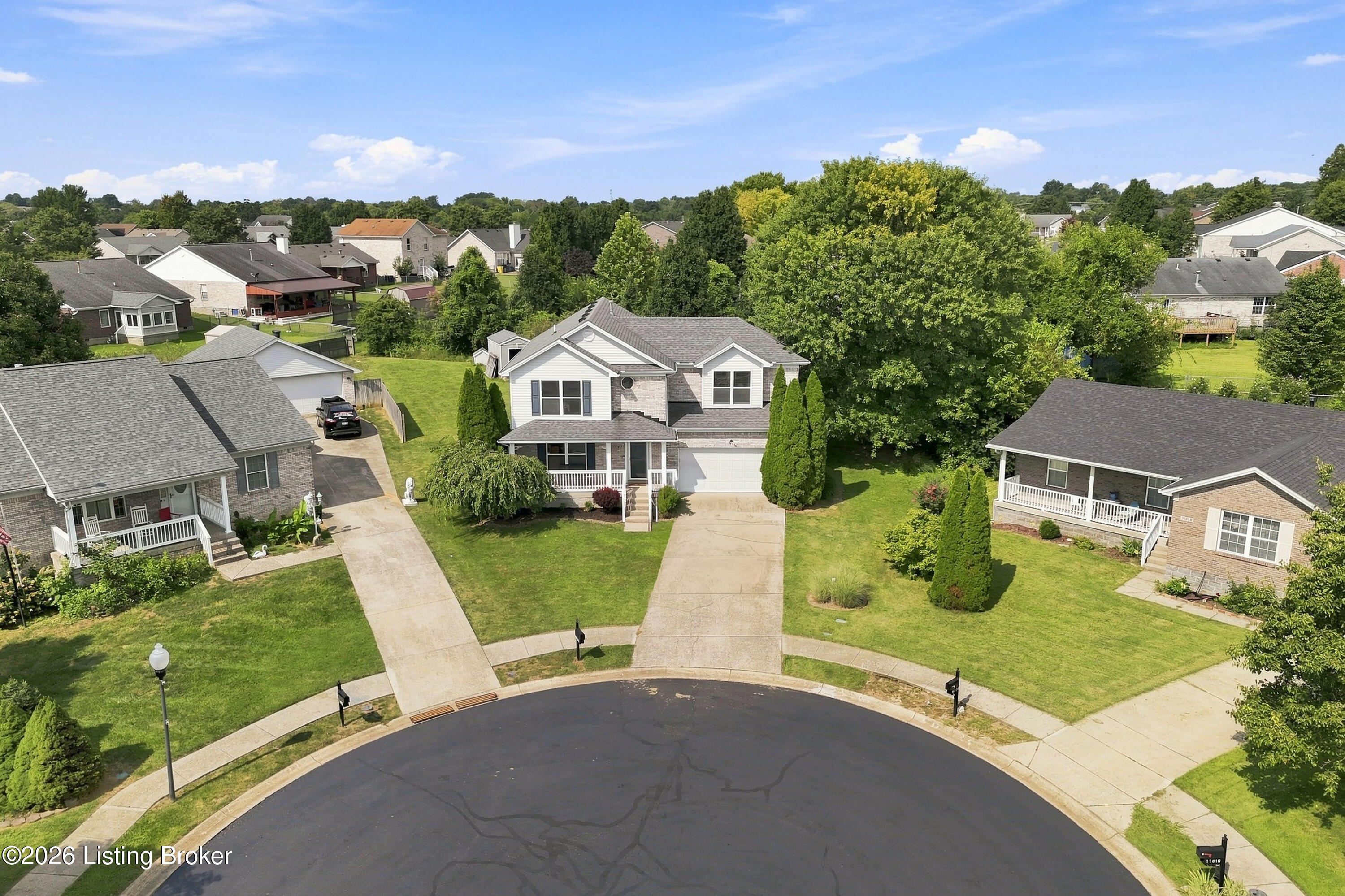 11817 Reality Trail Property Photo 3