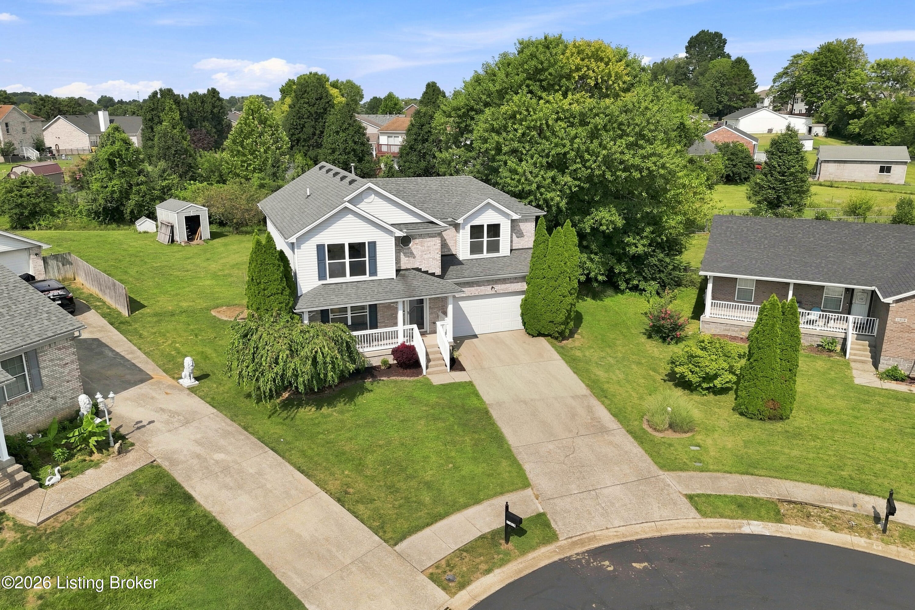 11817 Reality Trail Property Photo 4