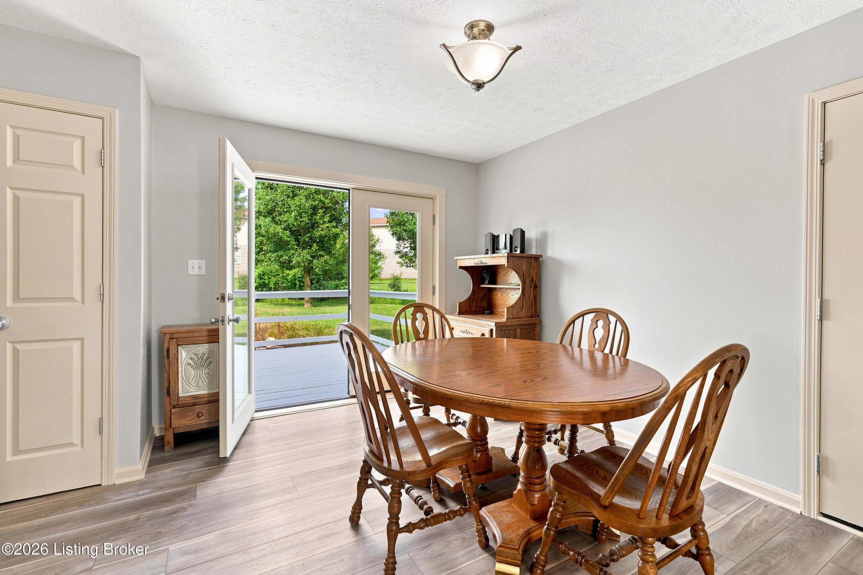 11817 Reality Trail Property Photo 24