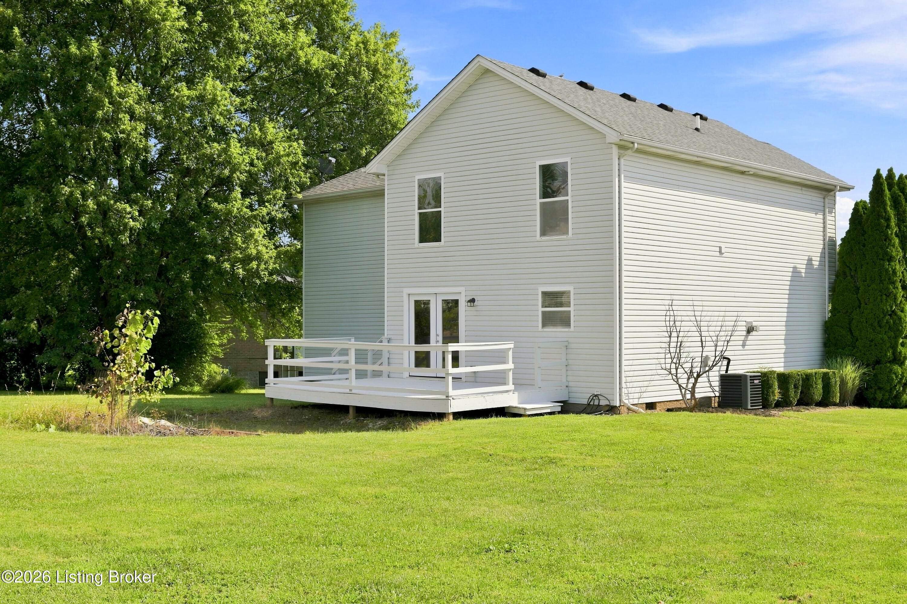11817 Reality Trail Property Photo 28