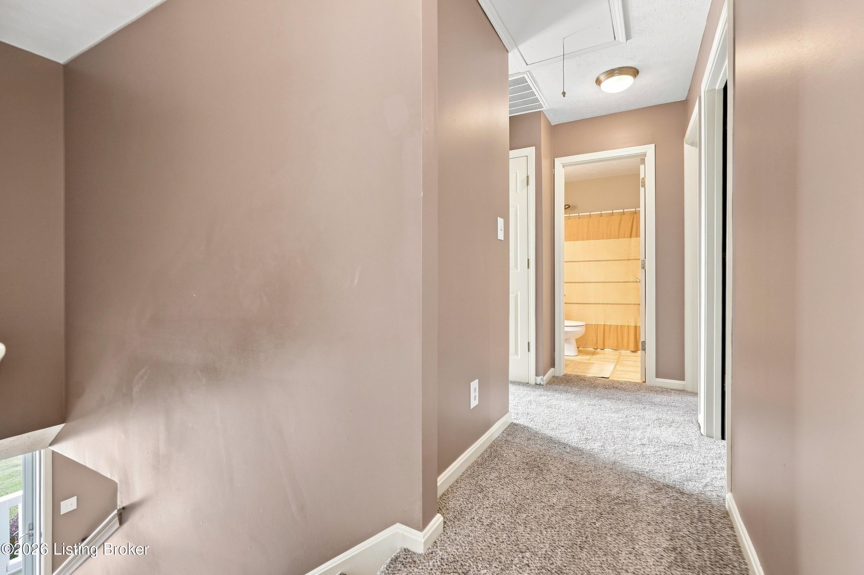 11817 Reality Trail Property Photo 33
