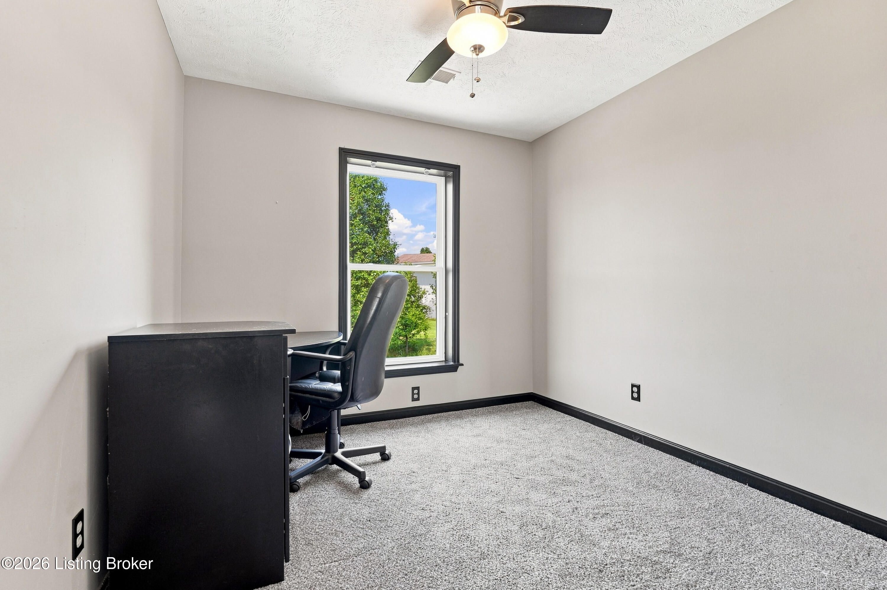 11817 Reality Trail Property Photo 40