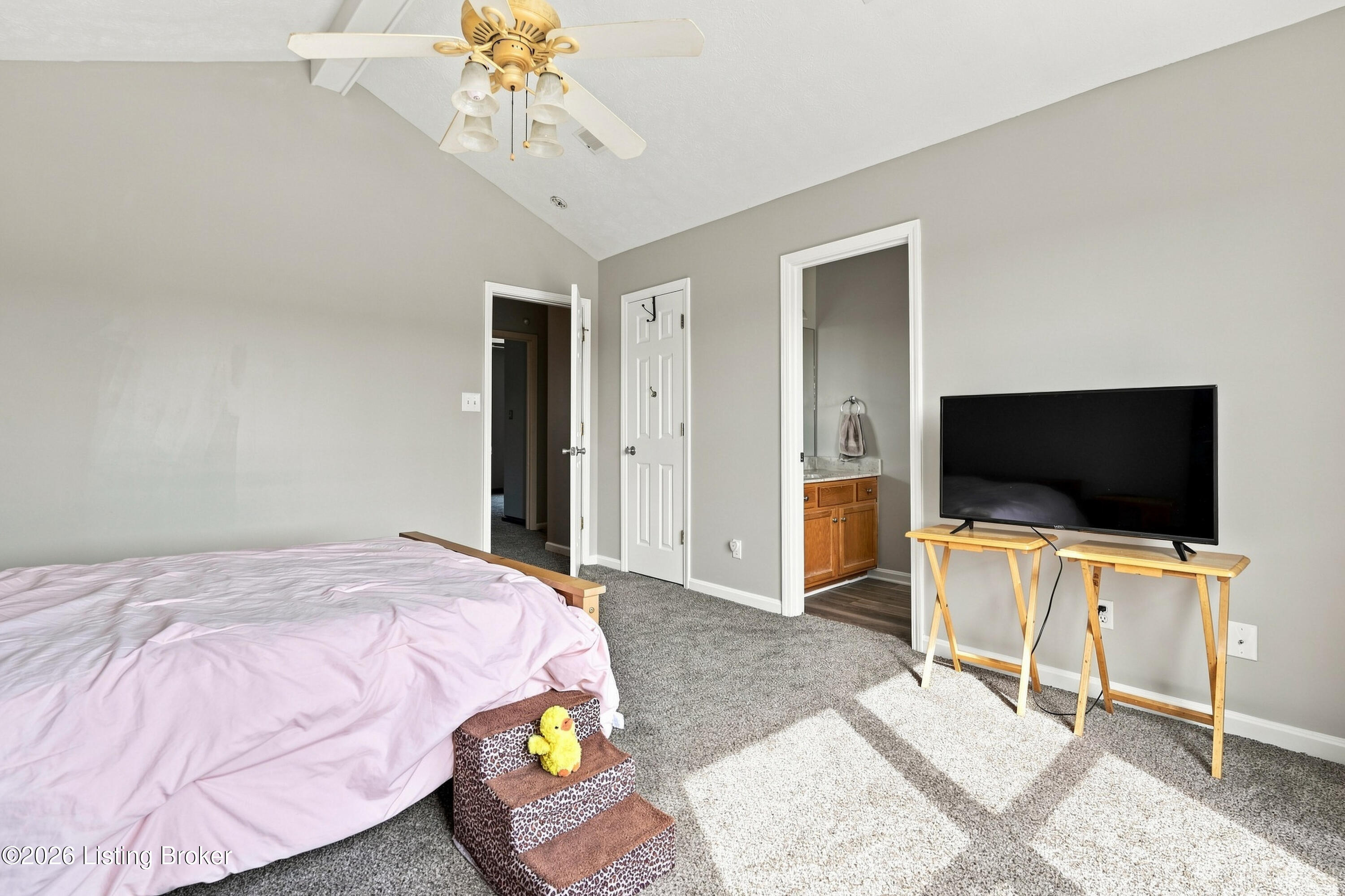 11817 Reality Trail Property Photo 43
