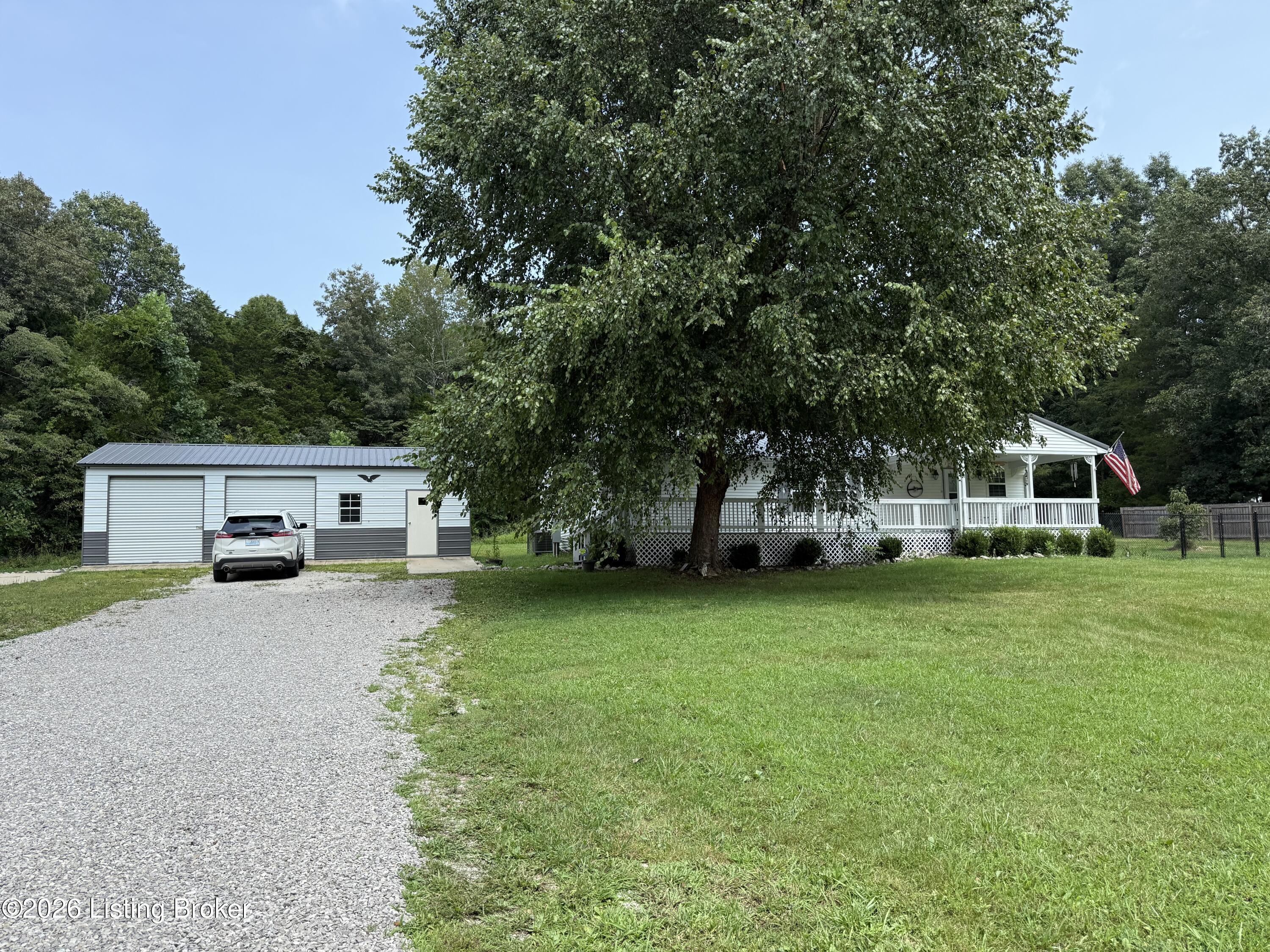 425 Starwood Rd Property Photo 4