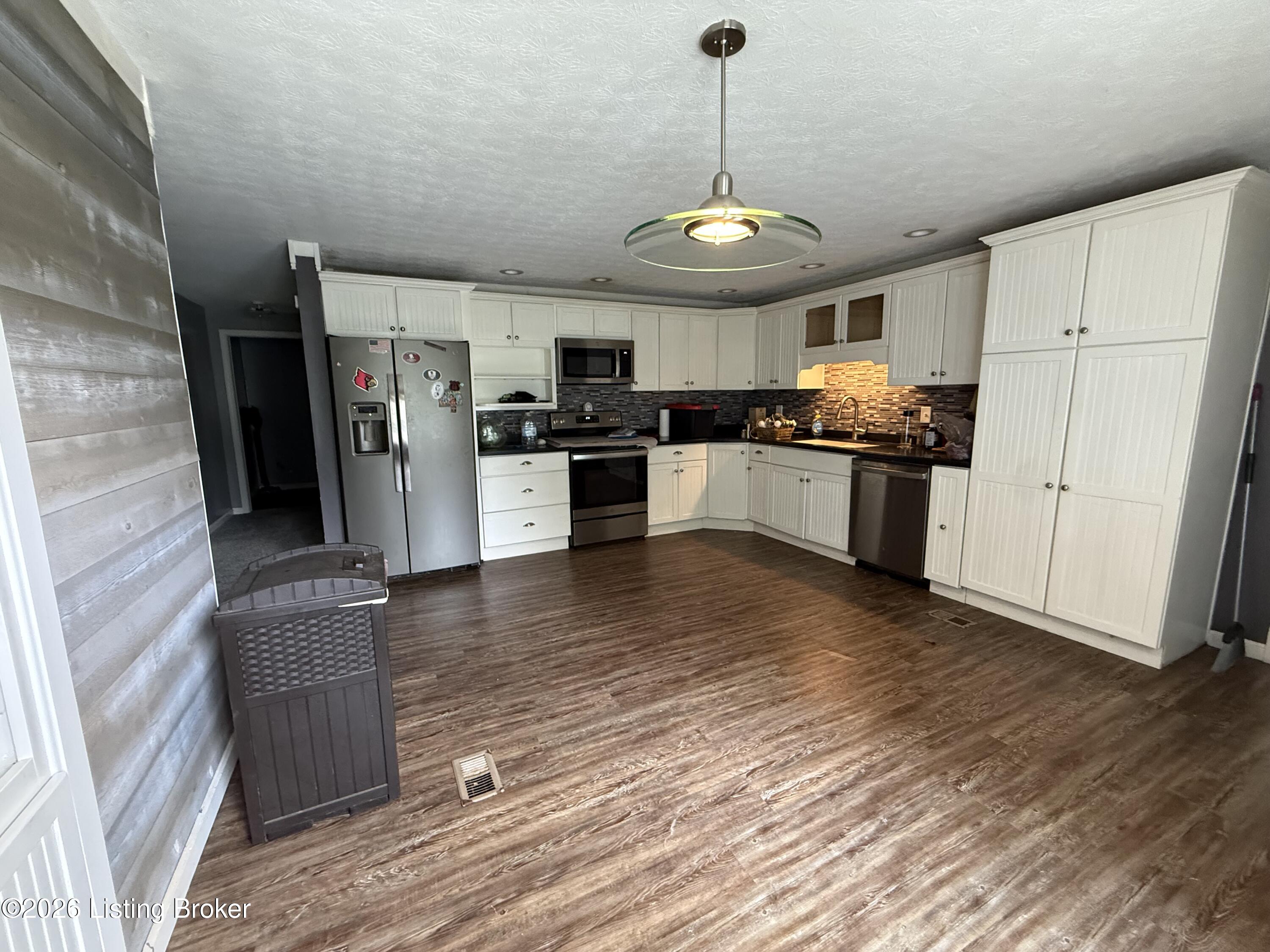 425 Starwood Rd Property Photo 10