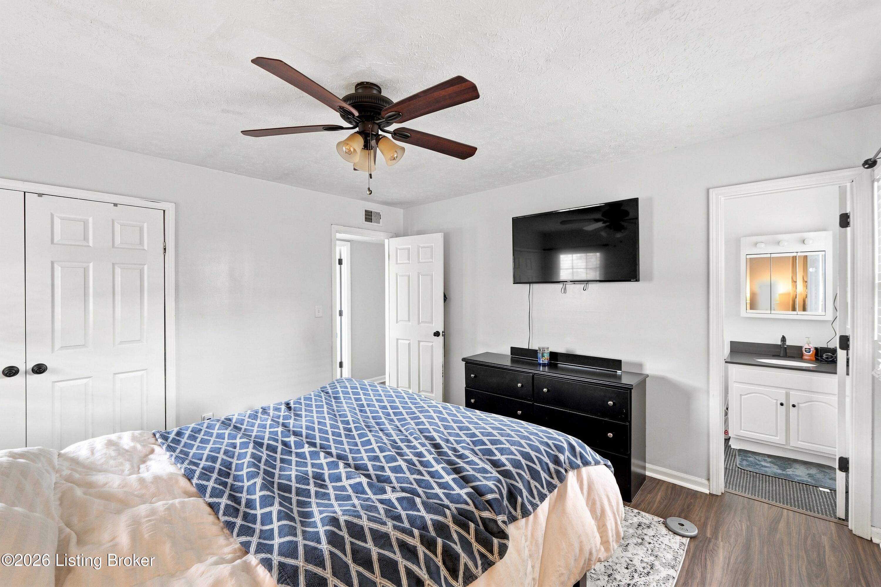 9904 Phoenix Trail Property Photo 17