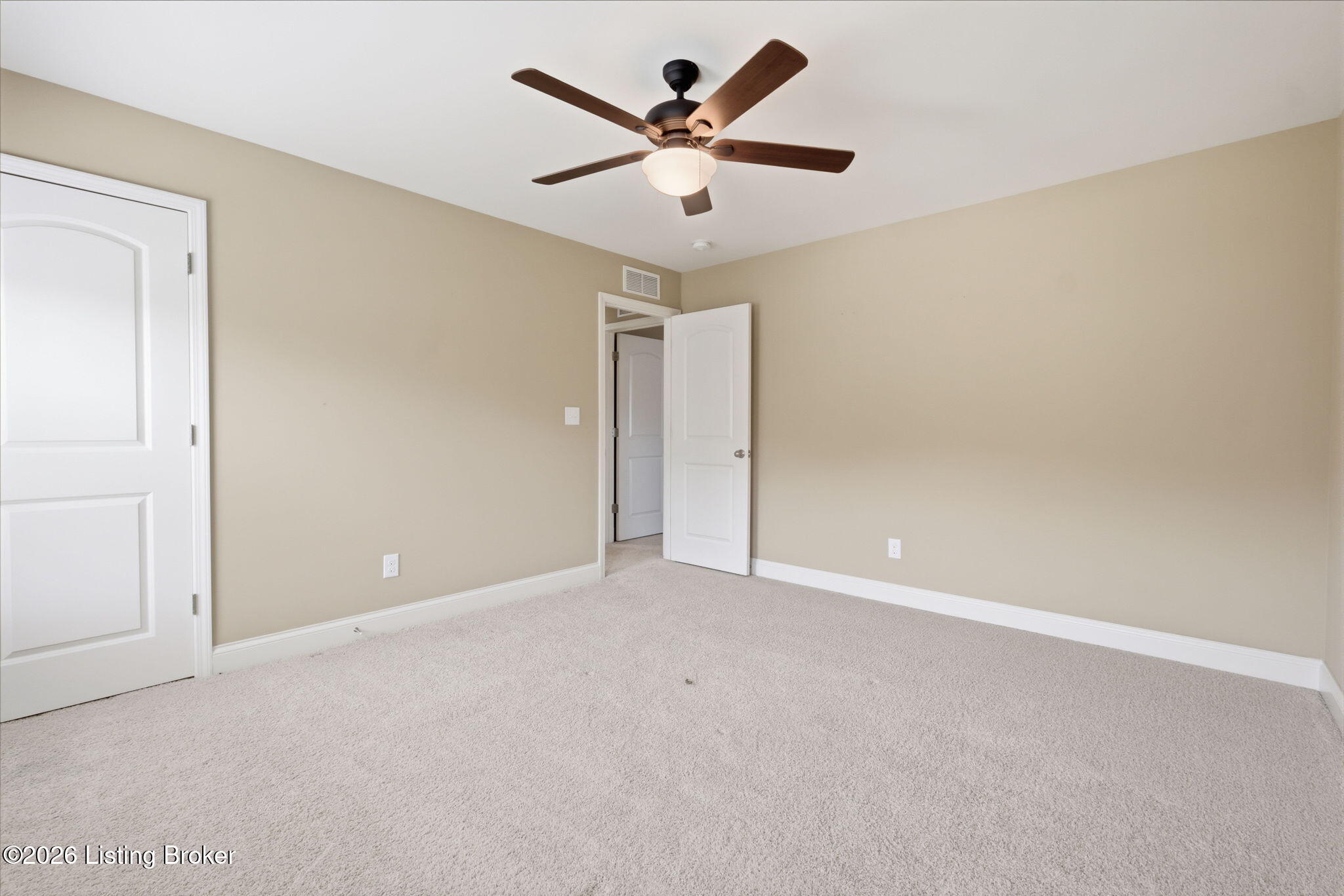 11513 English Garden Way Property Photo 37