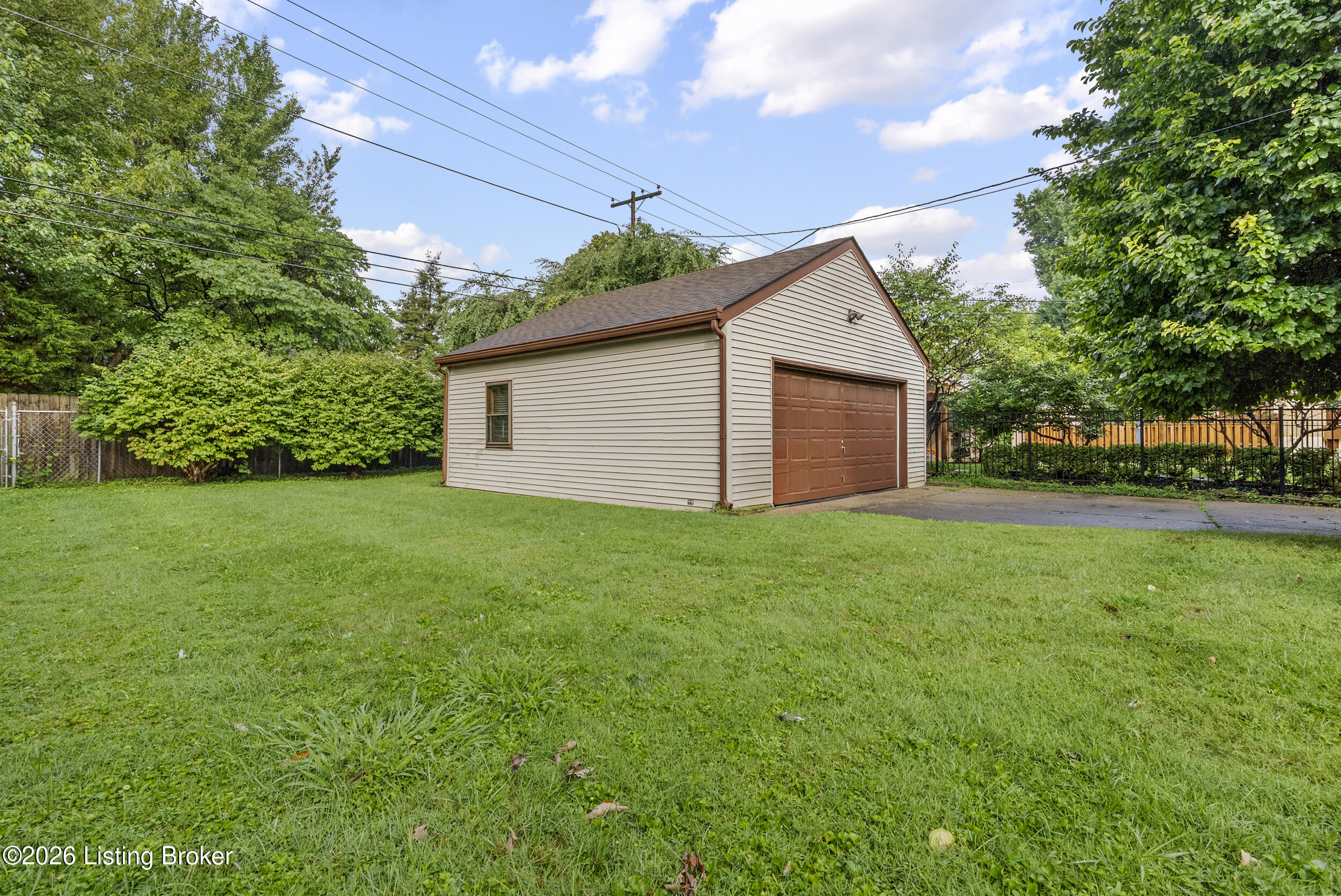 2346 Carolina Ave Property Photo 45