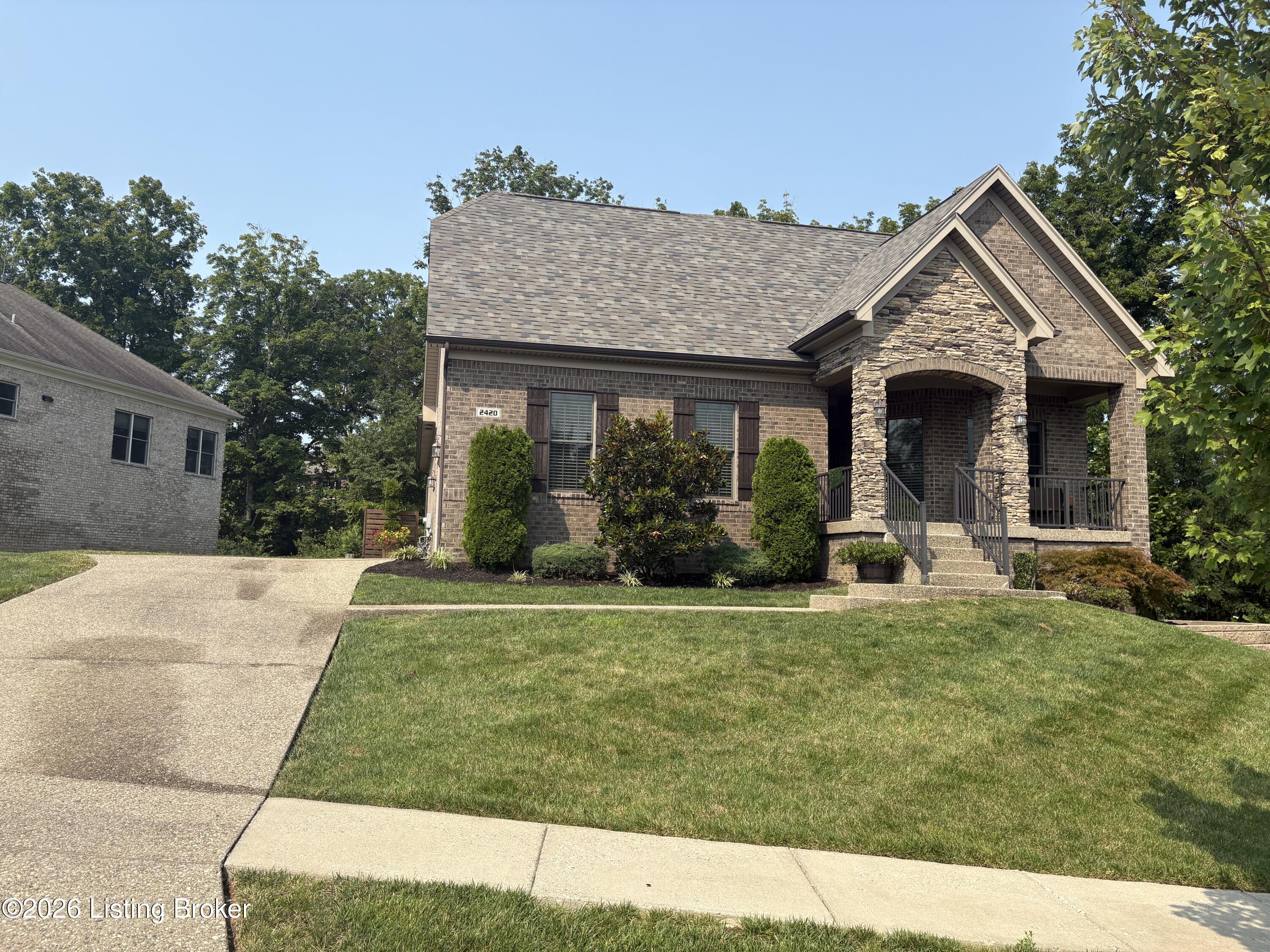 2420 Irish Bend Ct Property Photo 3