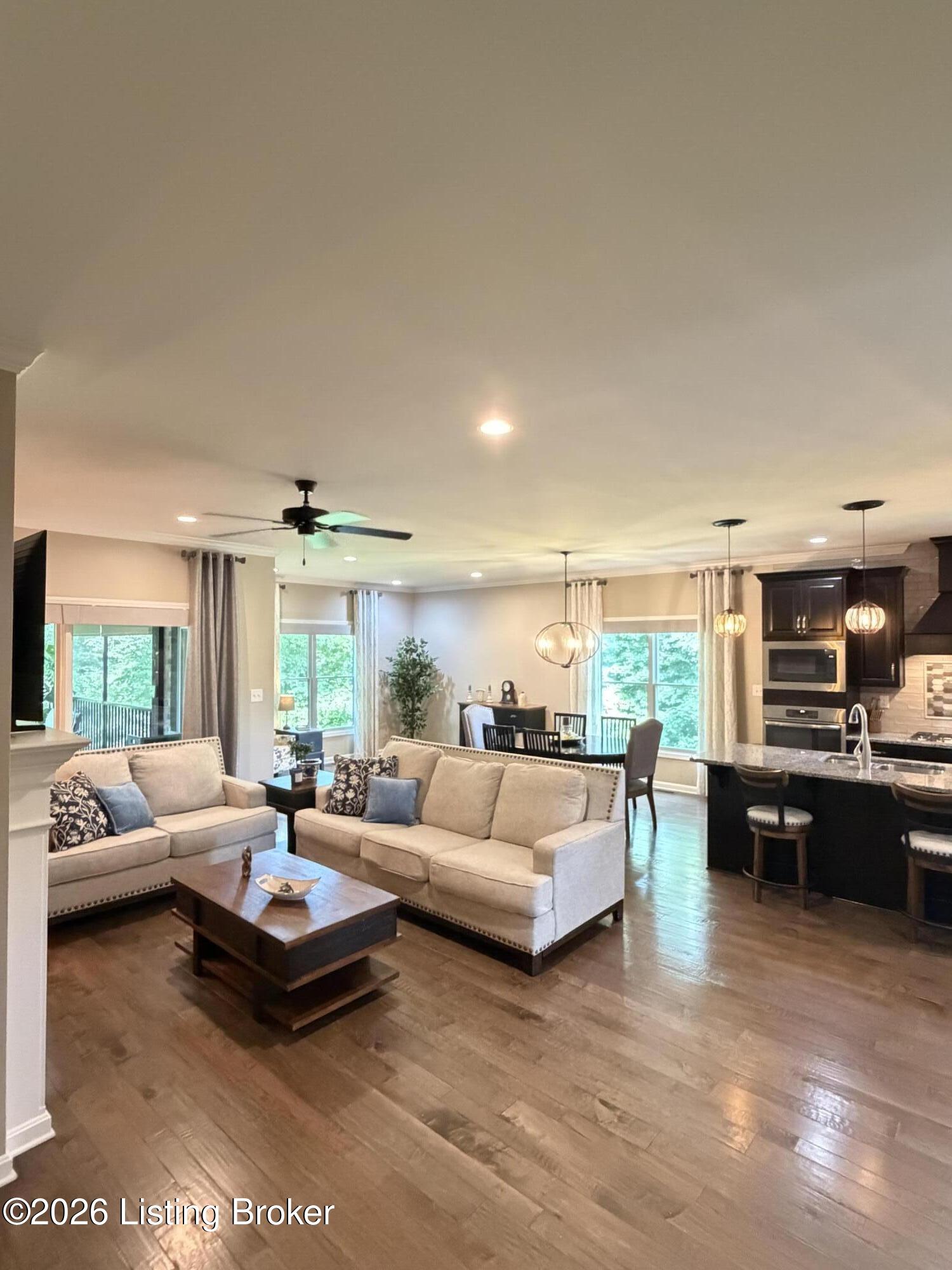 2420 Irish Bend Ct Property Photo 12