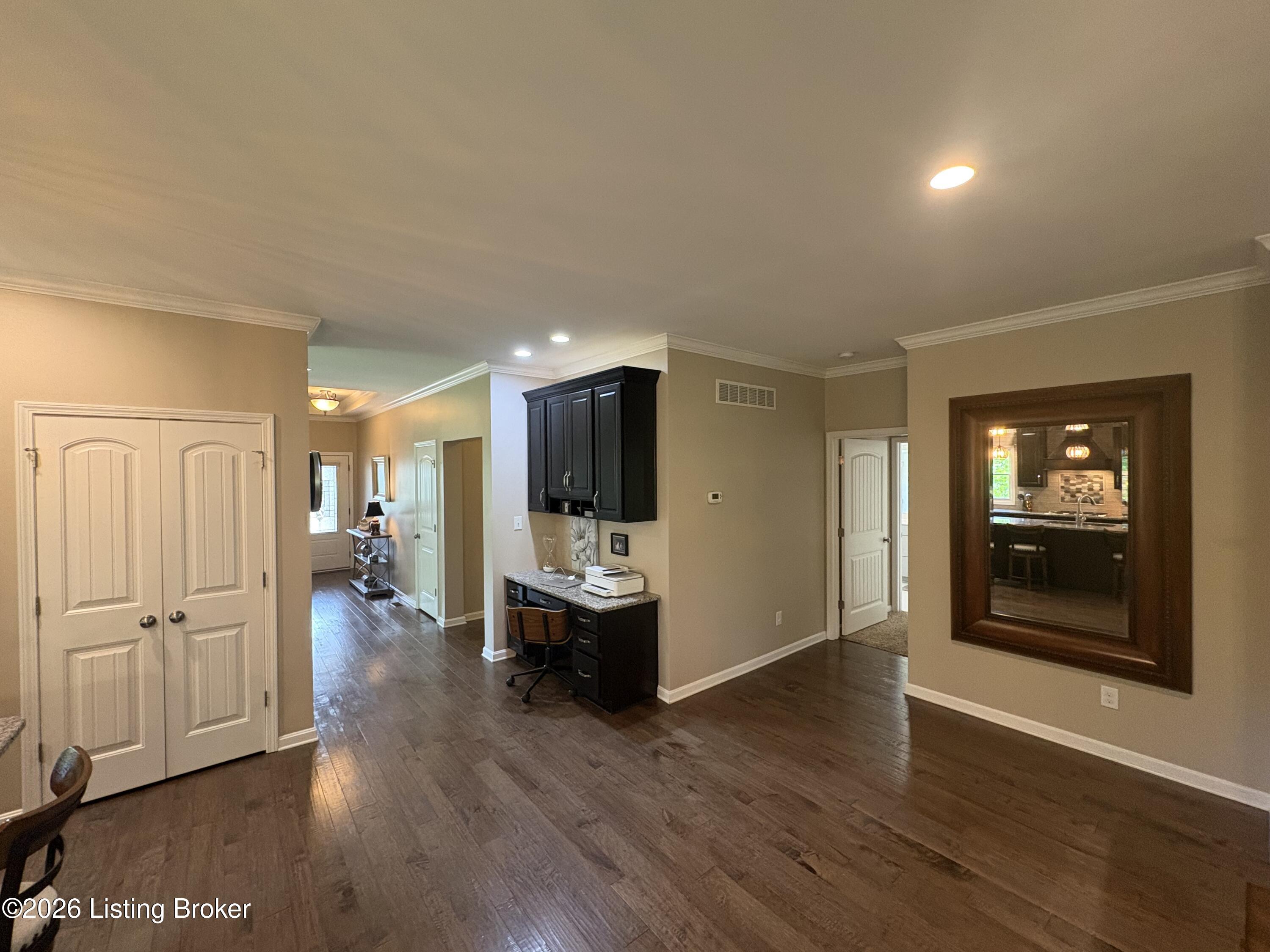 2420 Irish Bend Ct Property Photo 13