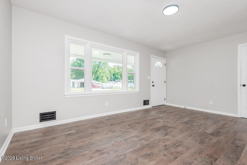 124 Harpers Ferry Rd Property Photo 9