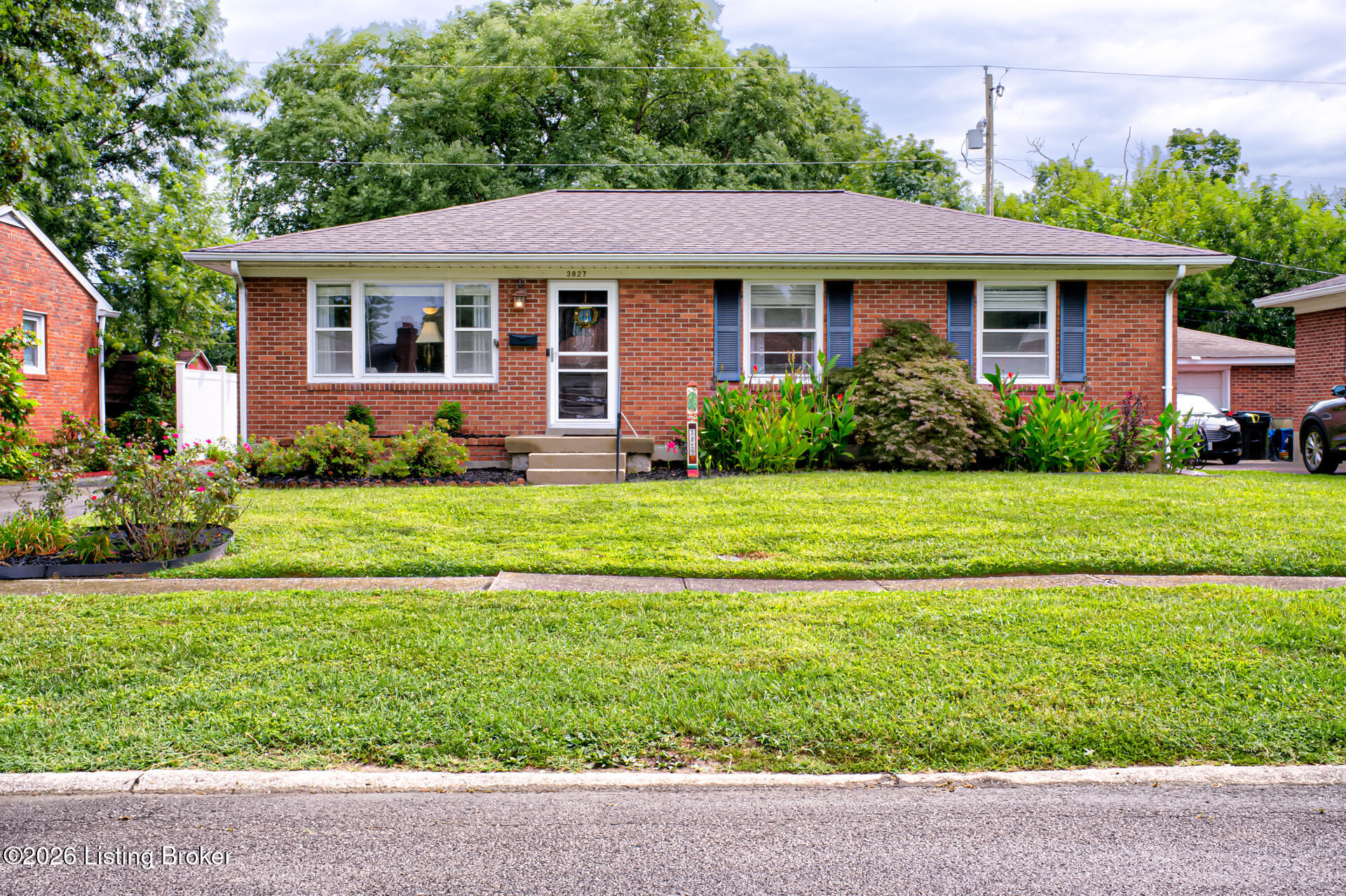 3827 Chatham Rd Property Photo 1