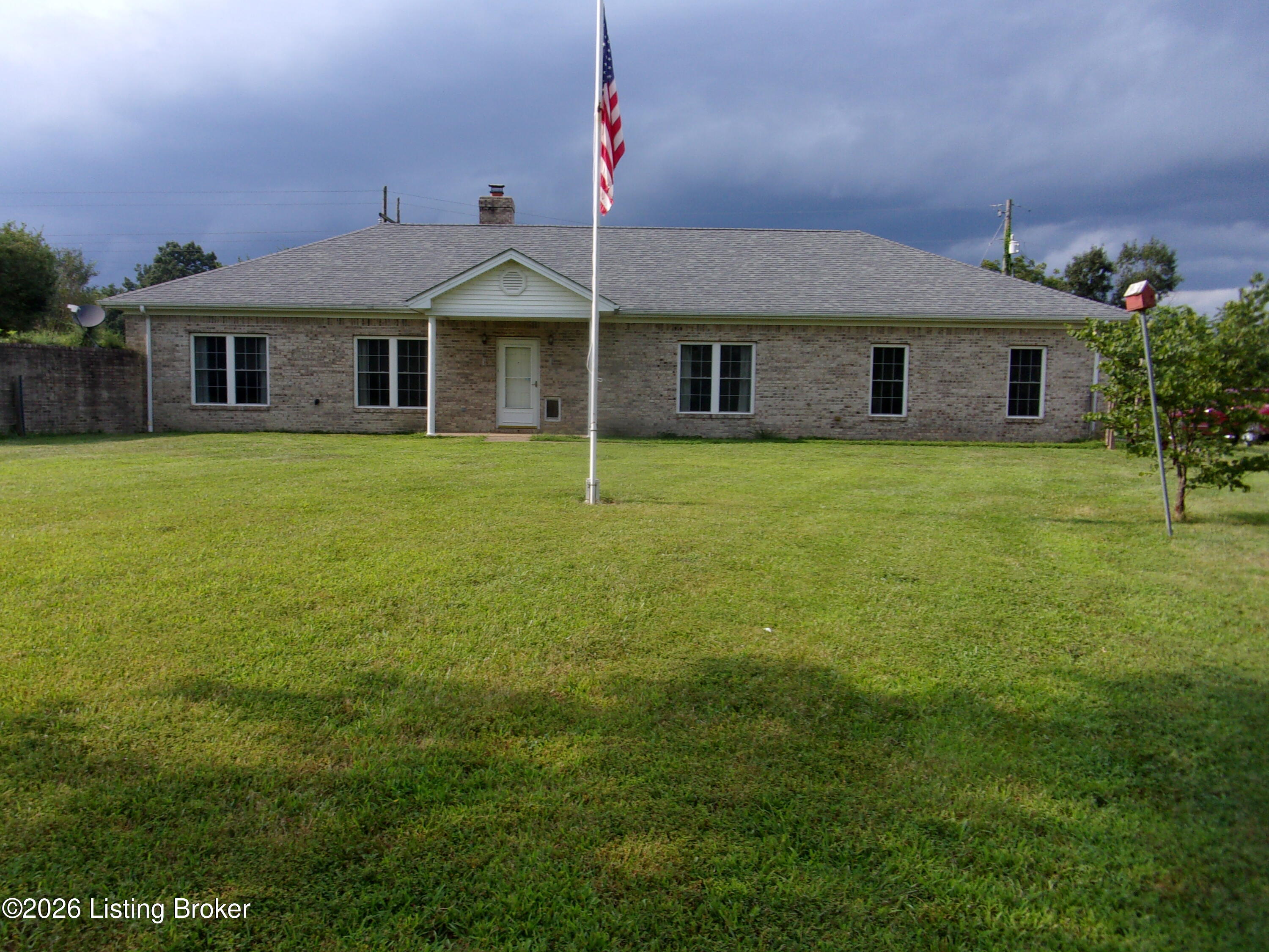2399 Ashes Creek Rd Property Photo 1