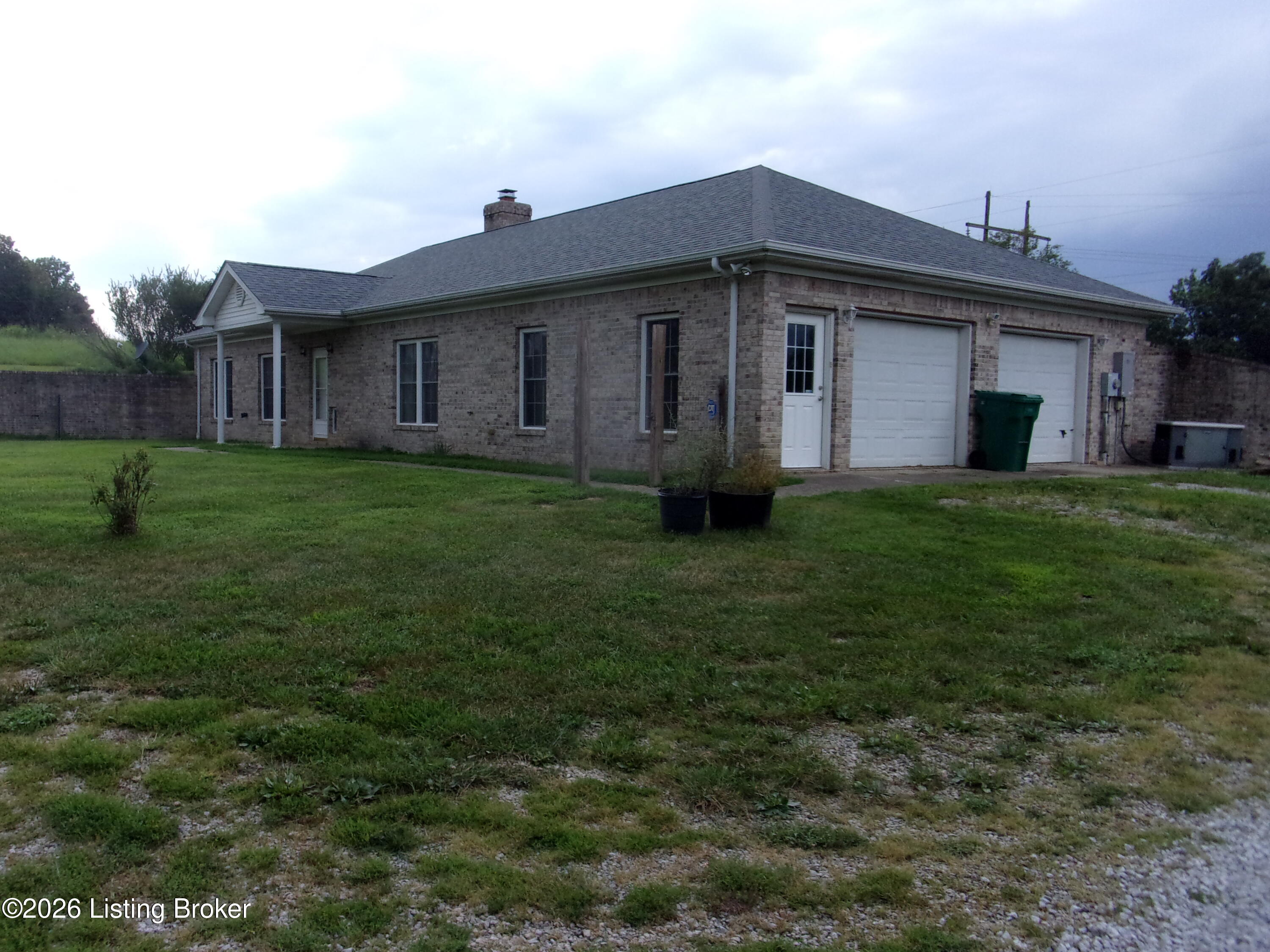 2399 Ashes Creek Rd Property Photo 3