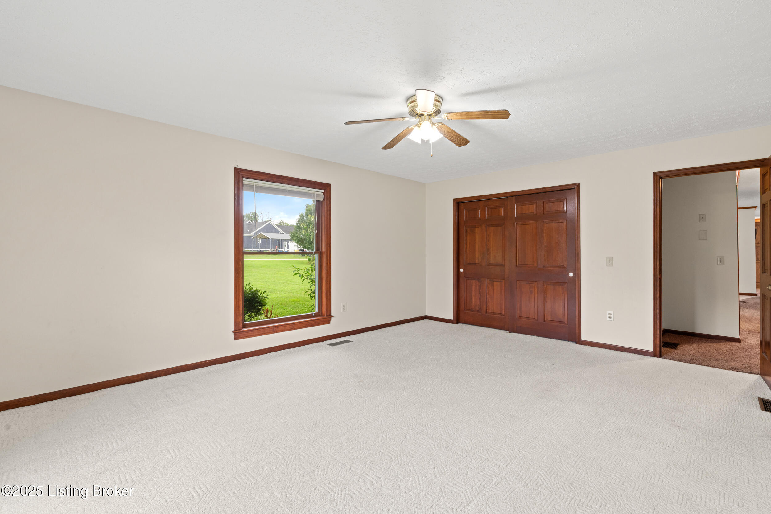364 Fairview Ln Property Photo 22