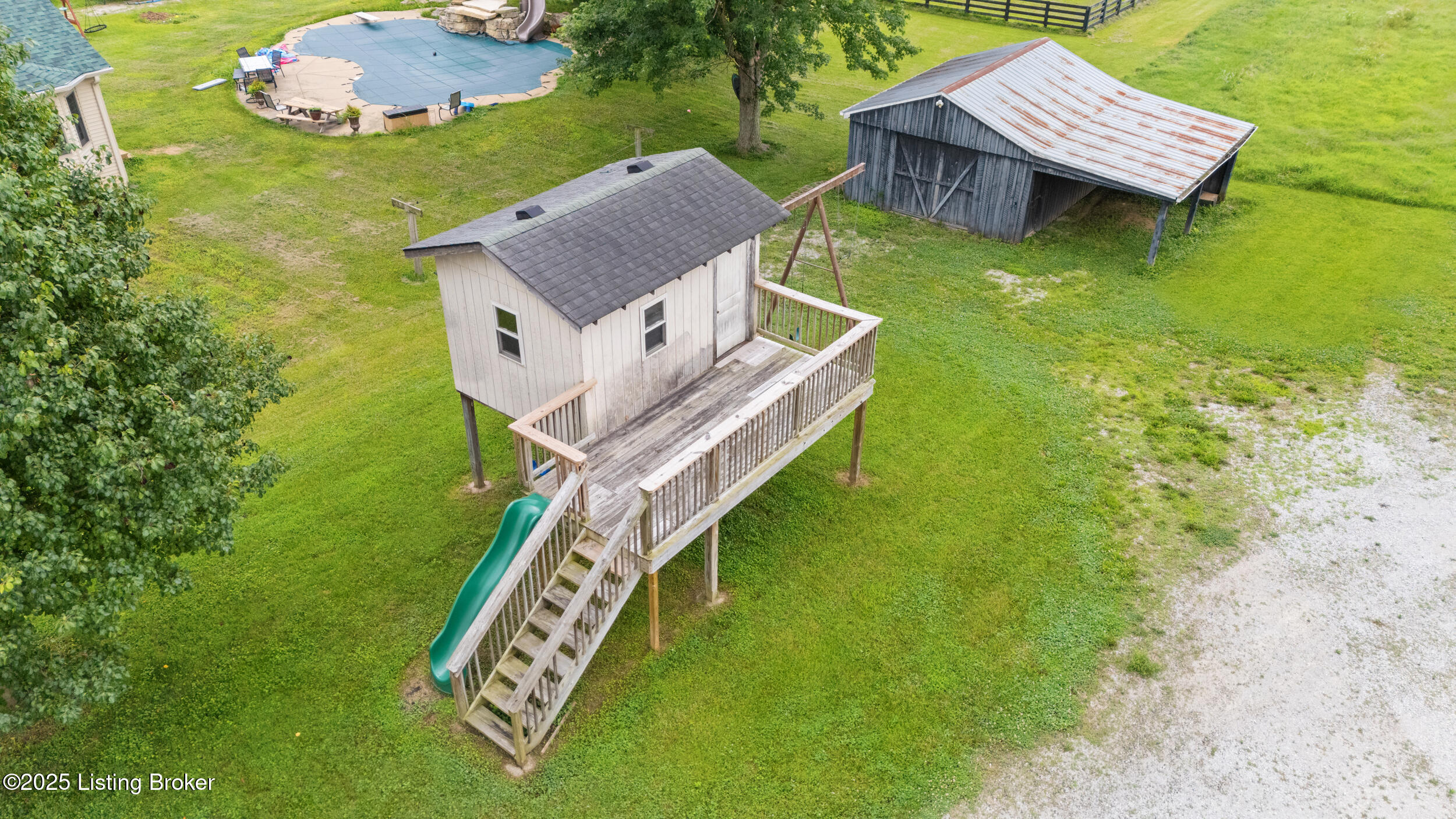 364 Fairview Ln Property Photo 40